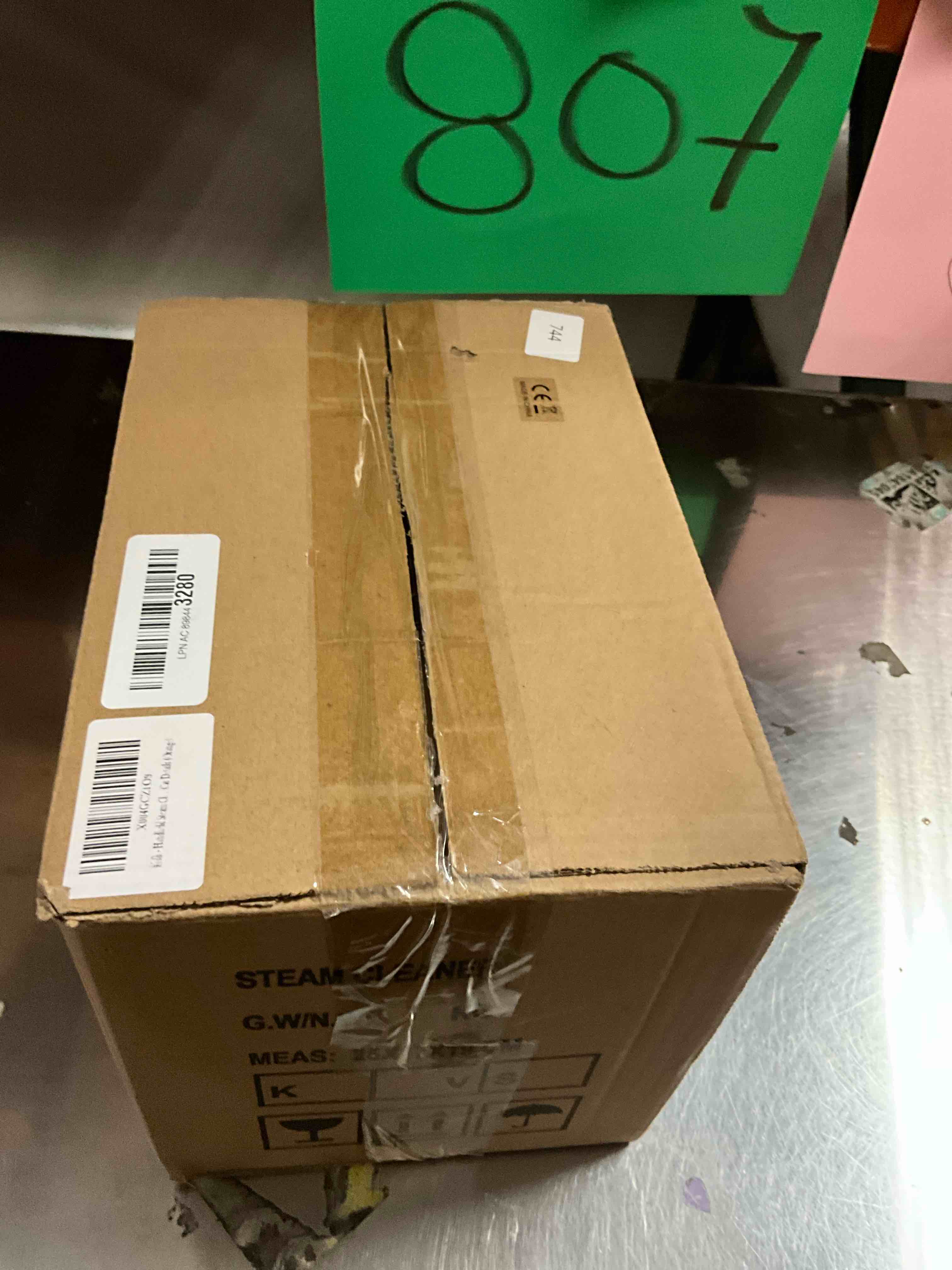 https://s3.amazonaws.com/lotting-images-prod/bidfta/BRN3969886_1778516747589.jpeg