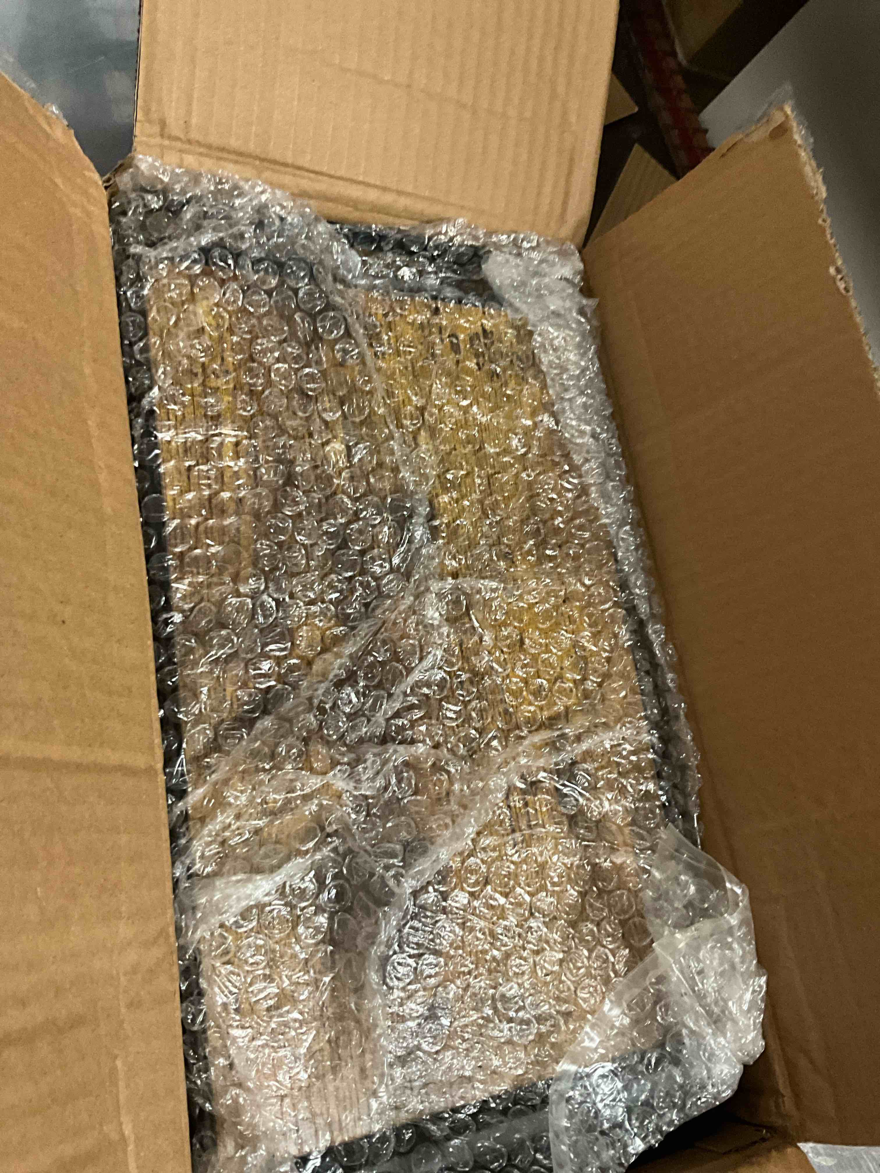 https://s3.amazonaws.com/lotting-images-prod/bidfta/BRN3969943_1778596524448.jpeg