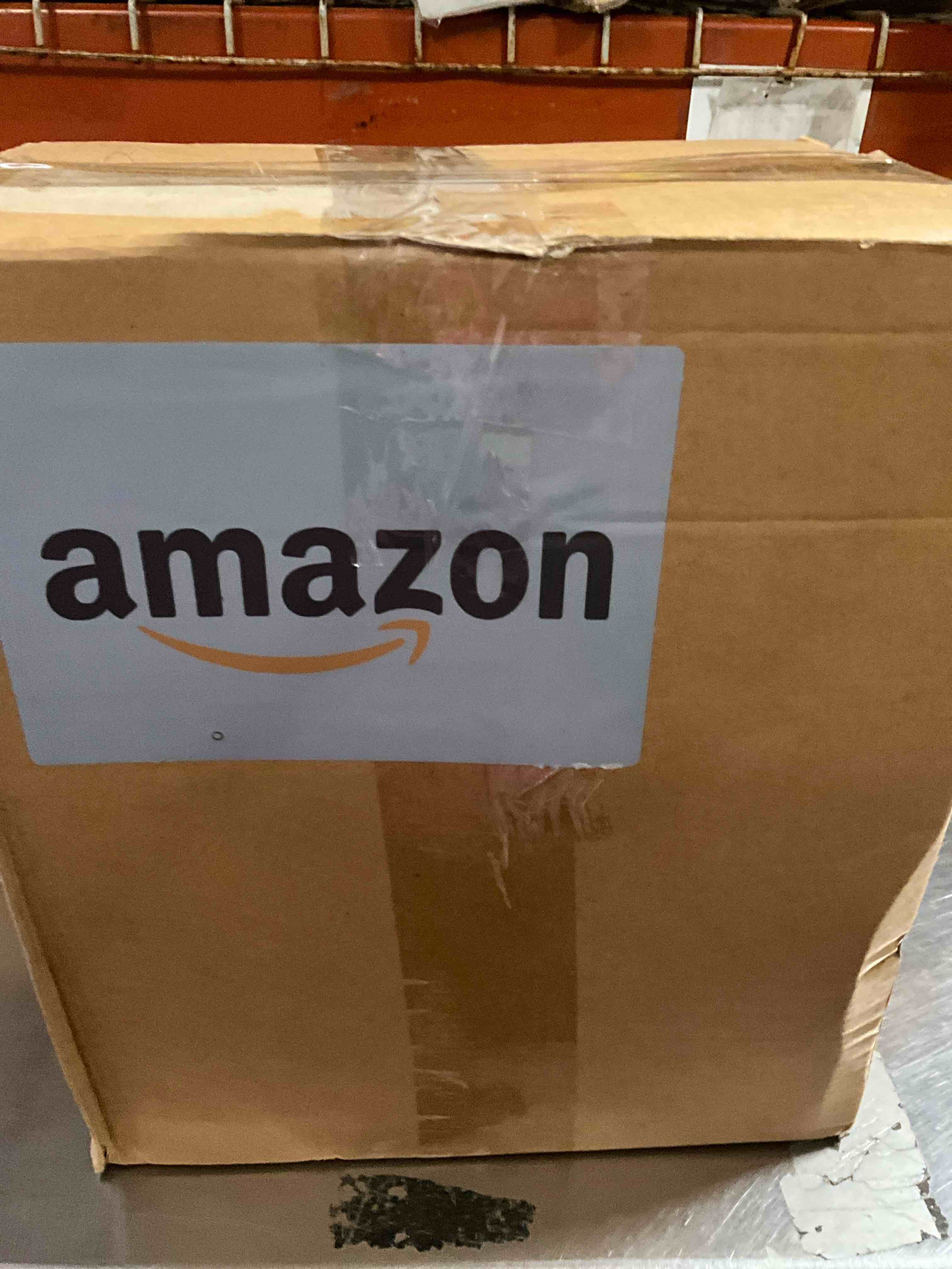 https://s3.amazonaws.com/lotting-images-prod/bidfta/BRN3969953_1778600781134.jpeg
