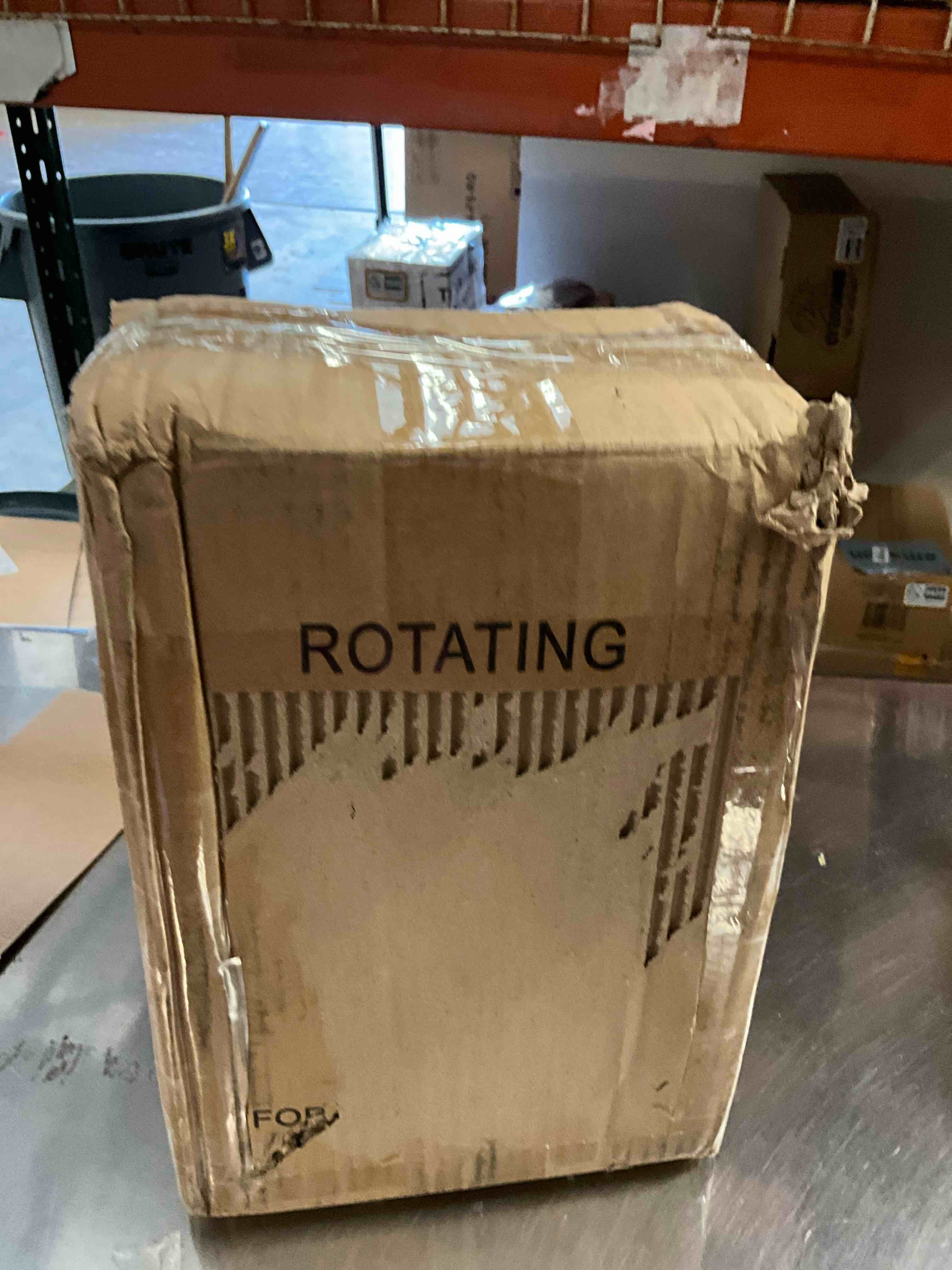 https://s3.amazonaws.com/lotting-images-prod/bidfta/BRN3969959_1778603030451.jpeg