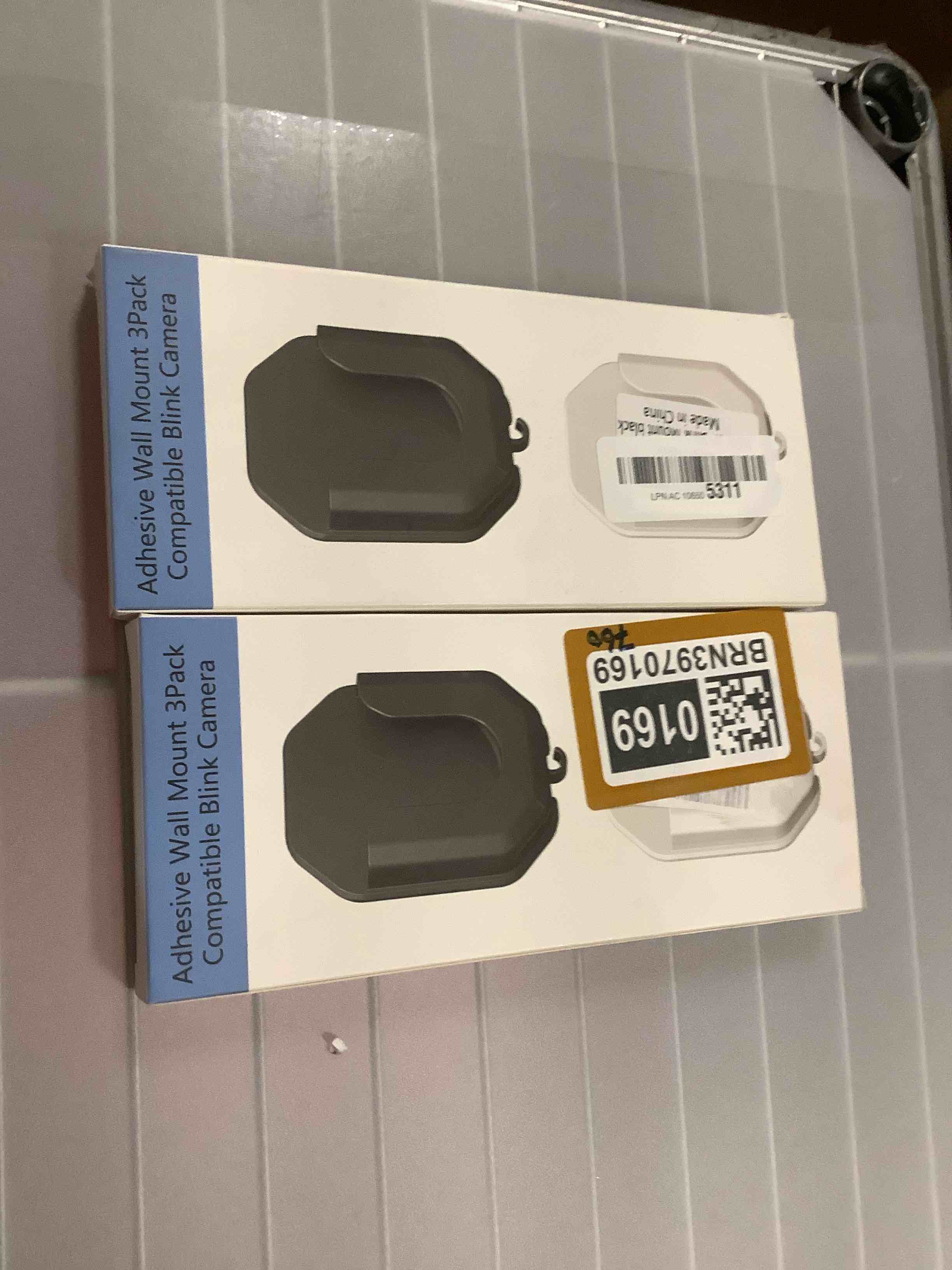 https://s3.amazonaws.com/lotting-images-prod/bidfta/BRN3970169_1777562668255.jpeg