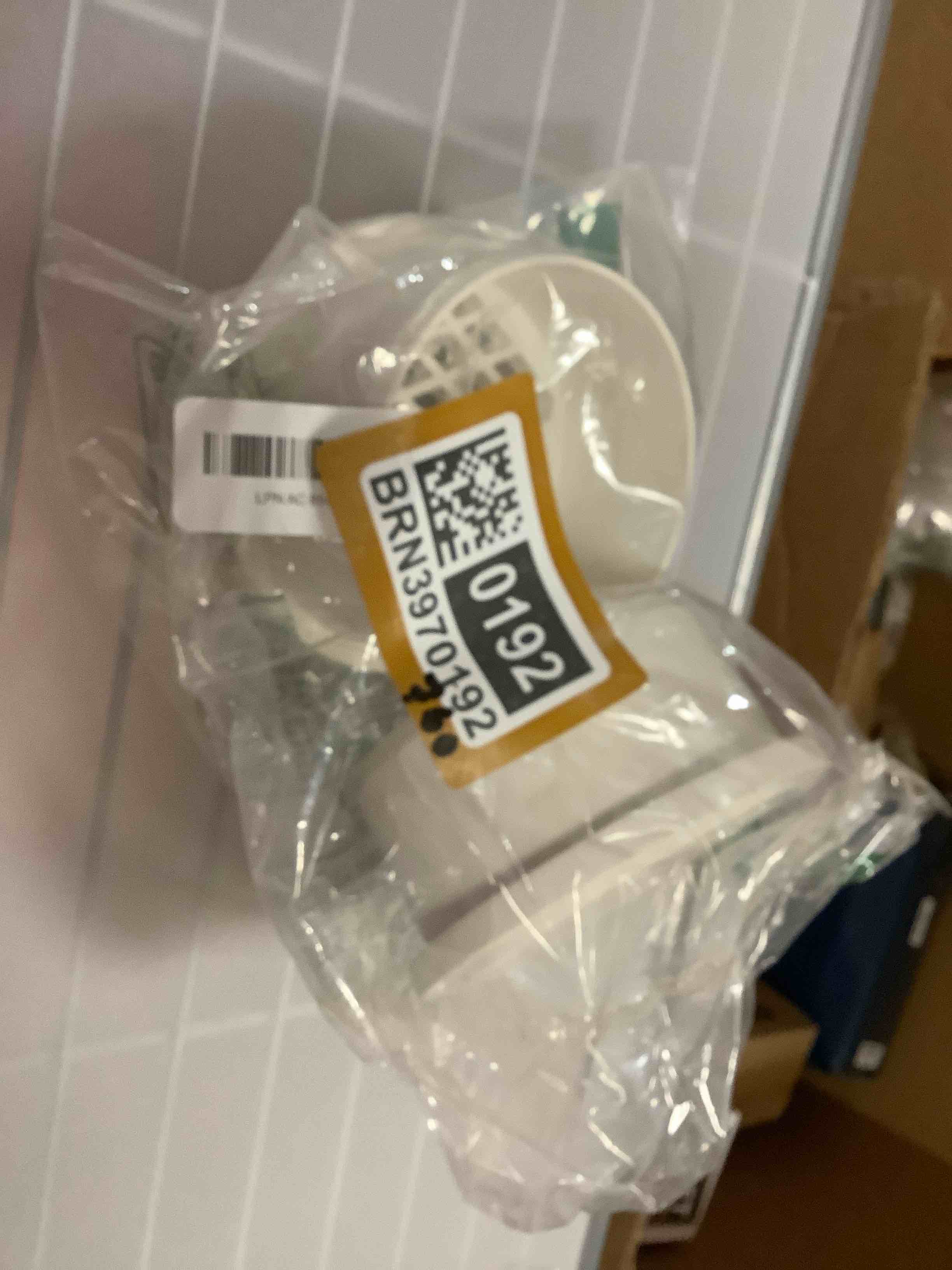 https://s3.amazonaws.com/lotting-images-prod/bidfta/BRN3970192_1777571082083.jpeg