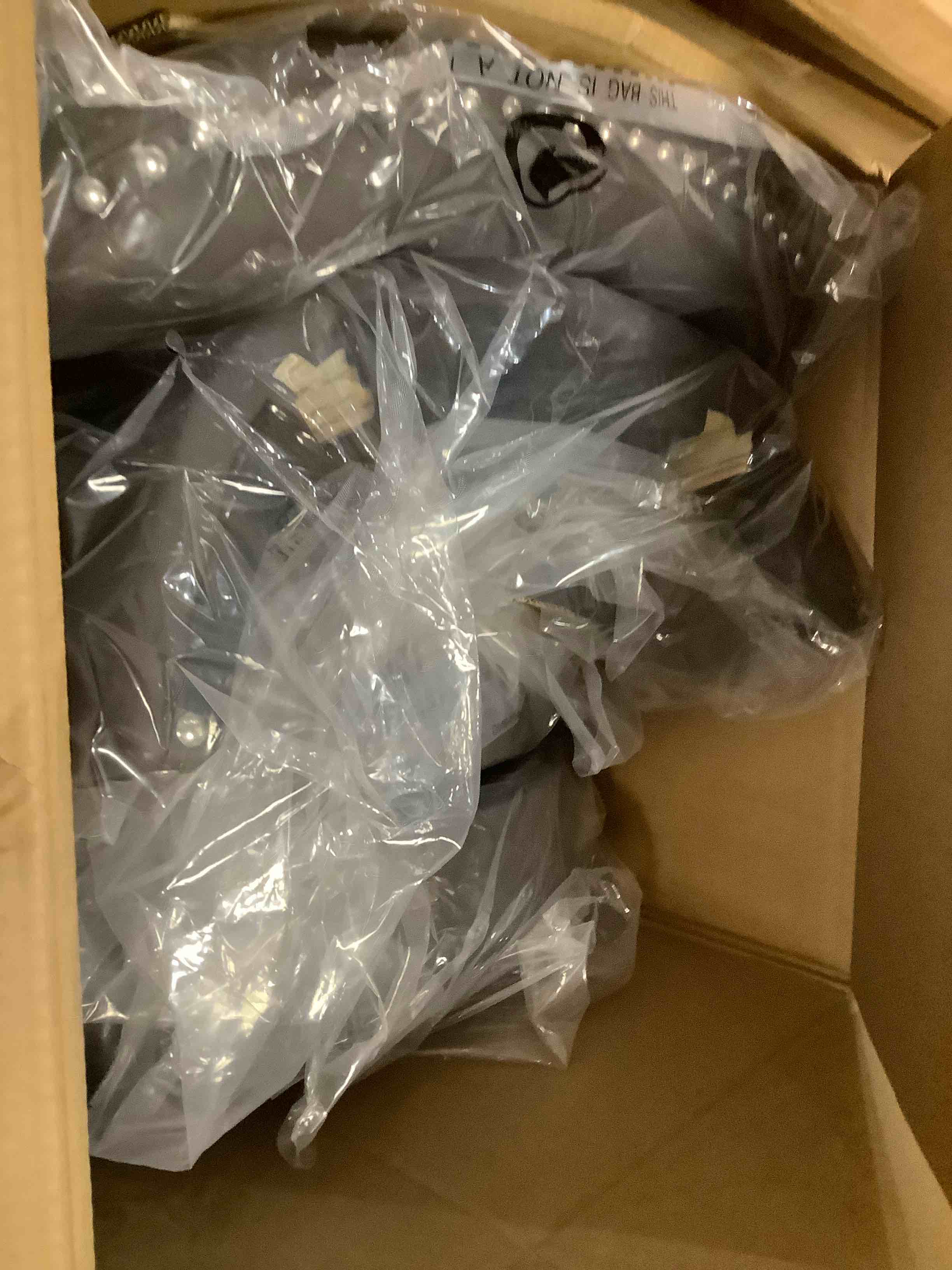 https://s3.amazonaws.com/lotting-images-prod/bidfta/BRN3970243_1777492287756.jpeg