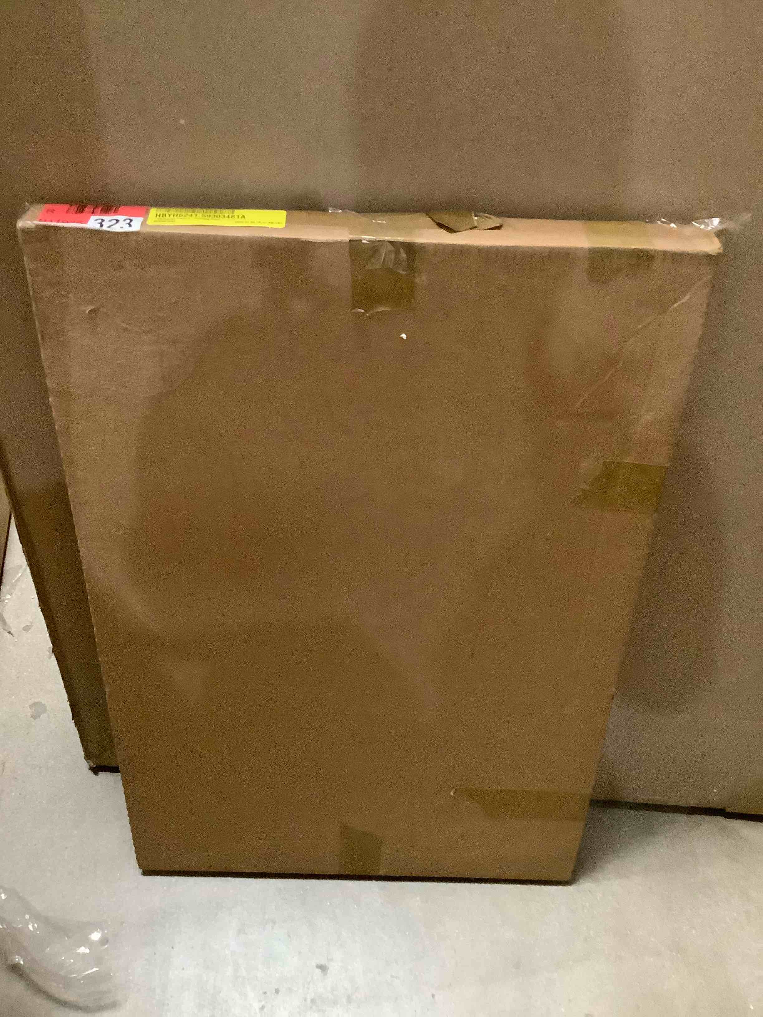 https://s3.amazonaws.com/lotting-images-prod/bidfta/BRN3970246_1777490978303.jpeg