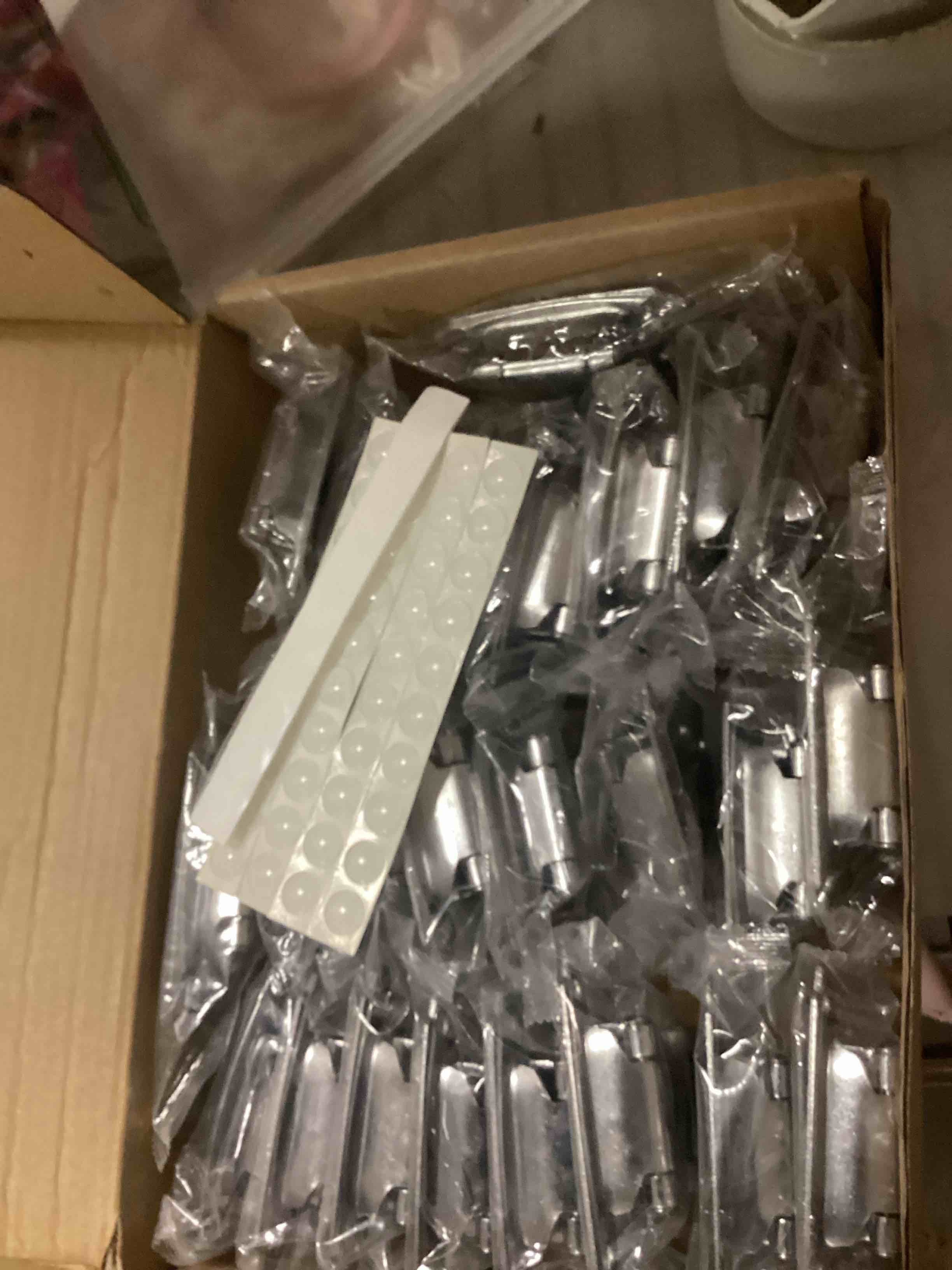 https://s3.amazonaws.com/lotting-images-prod/bidfta/BRN3970359_1777559331639.jpeg
