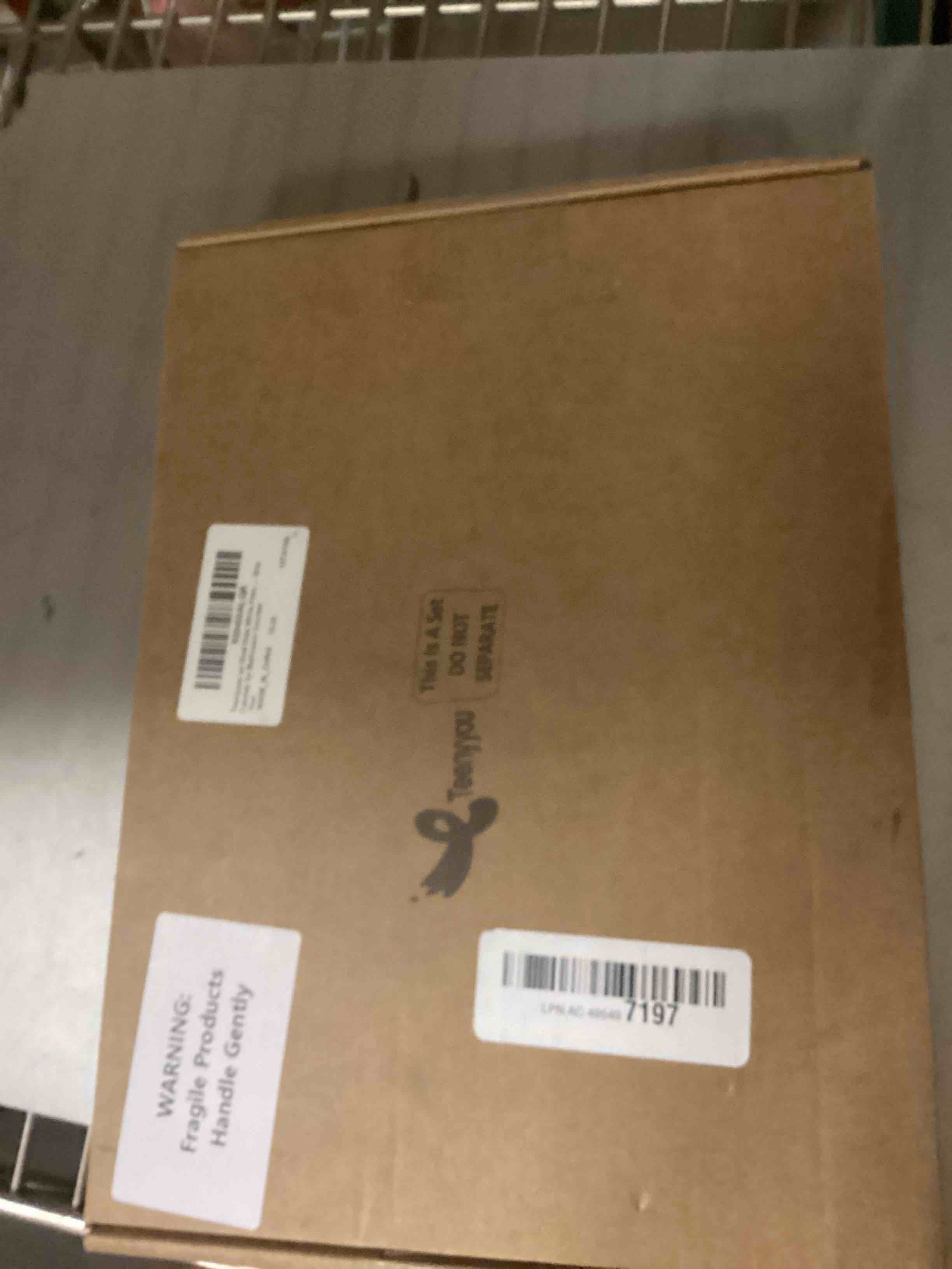 https://s3.amazonaws.com/lotting-images-prod/bidfta/BRN3970371_1777556921523.jpeg