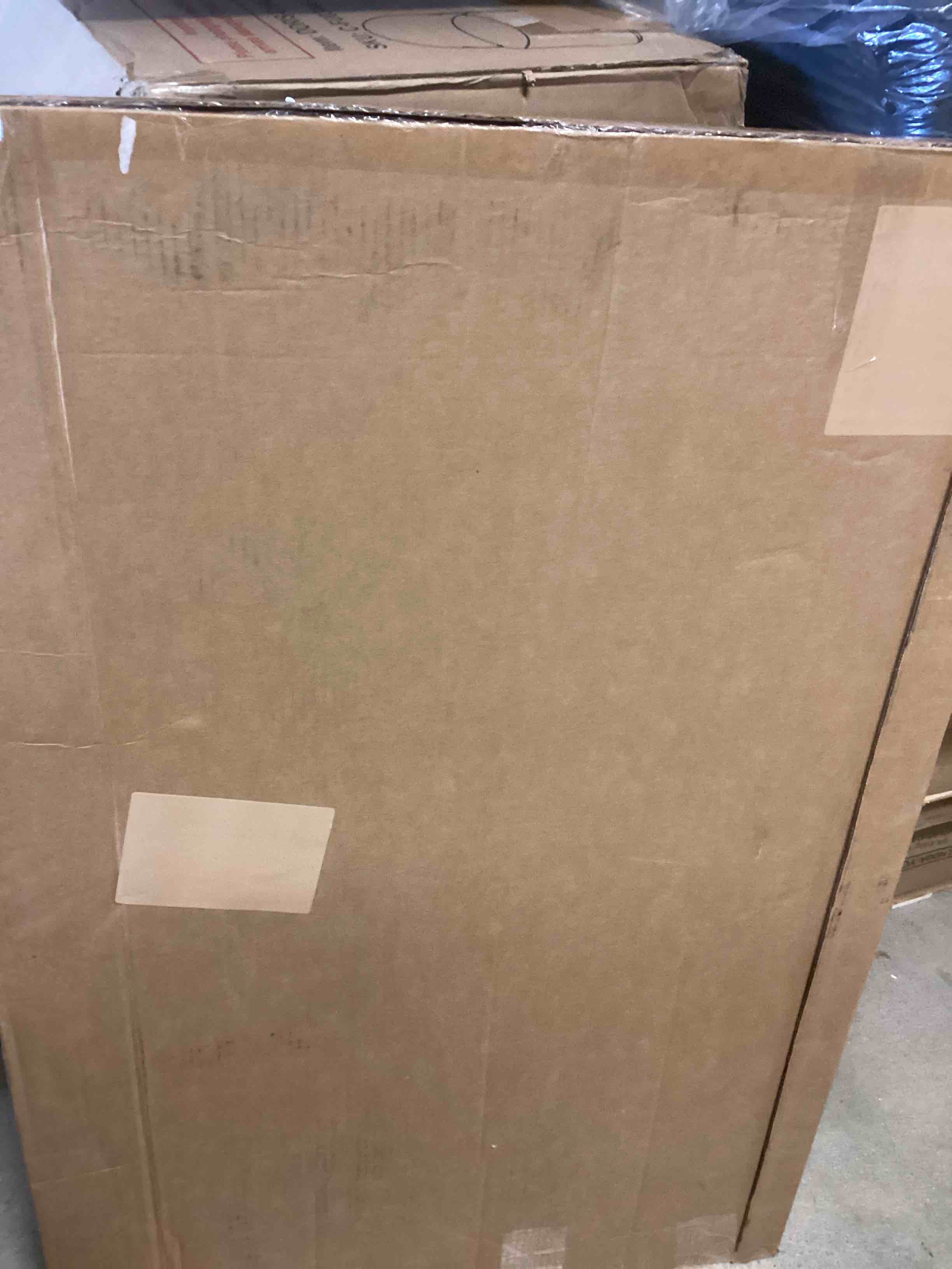 https://s3.amazonaws.com/lotting-images-prod/bidfta/BRN3970629_1777922934665.jpeg