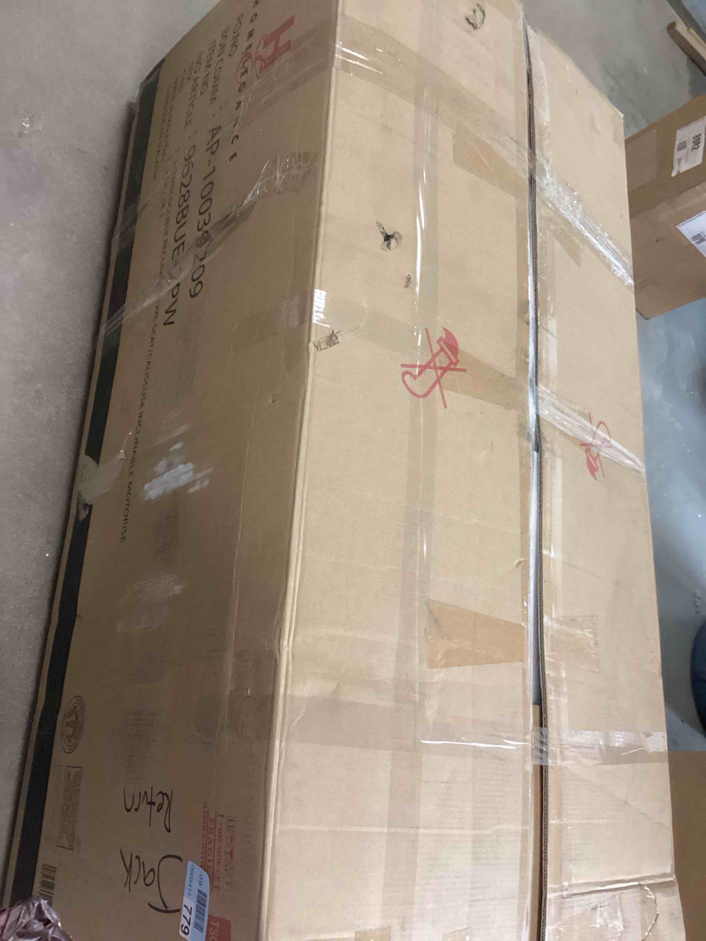 https://s3.amazonaws.com/lotting-images-prod/bidfta/BRN3970657_1777902691027.jpeg
