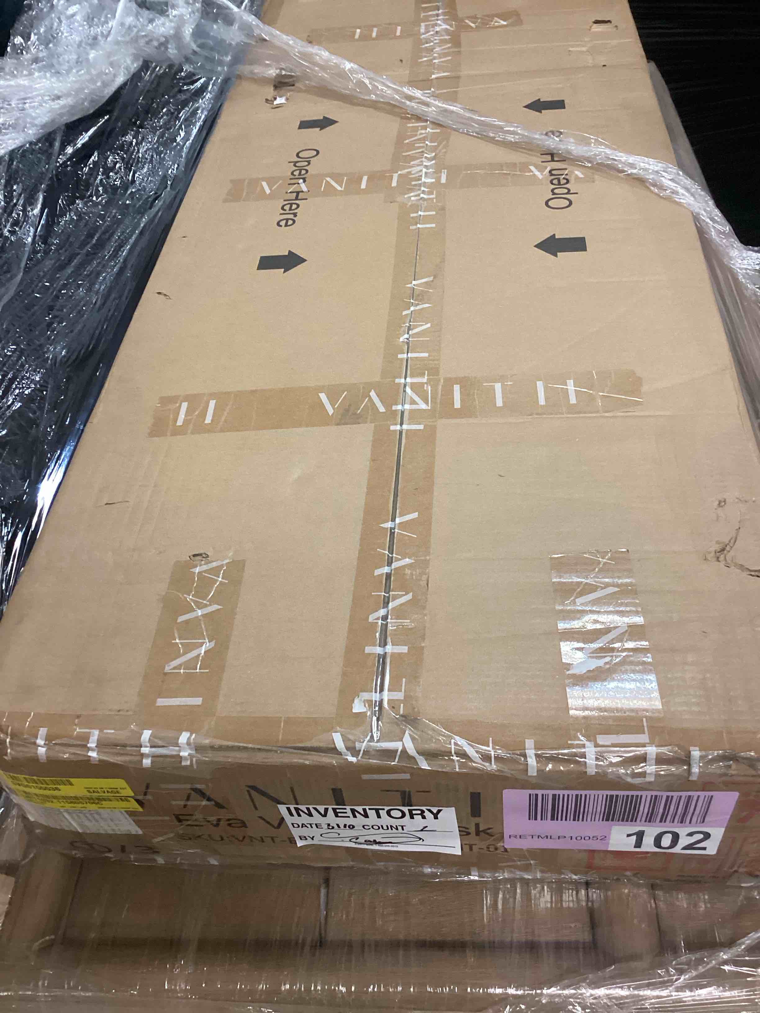 https://s3.amazonaws.com/lotting-images-prod/bidfta/BRN3970728_1778077769353.jpeg