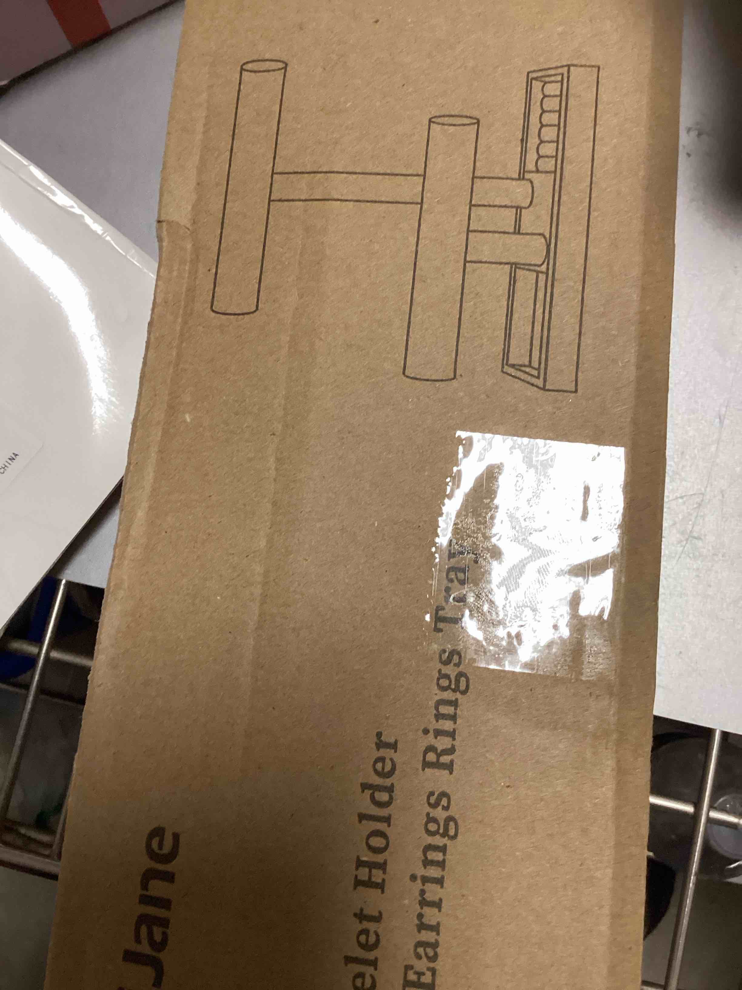 https://s3.amazonaws.com/lotting-images-prod/bidfta/BRN3971473_1778510084572.jpeg