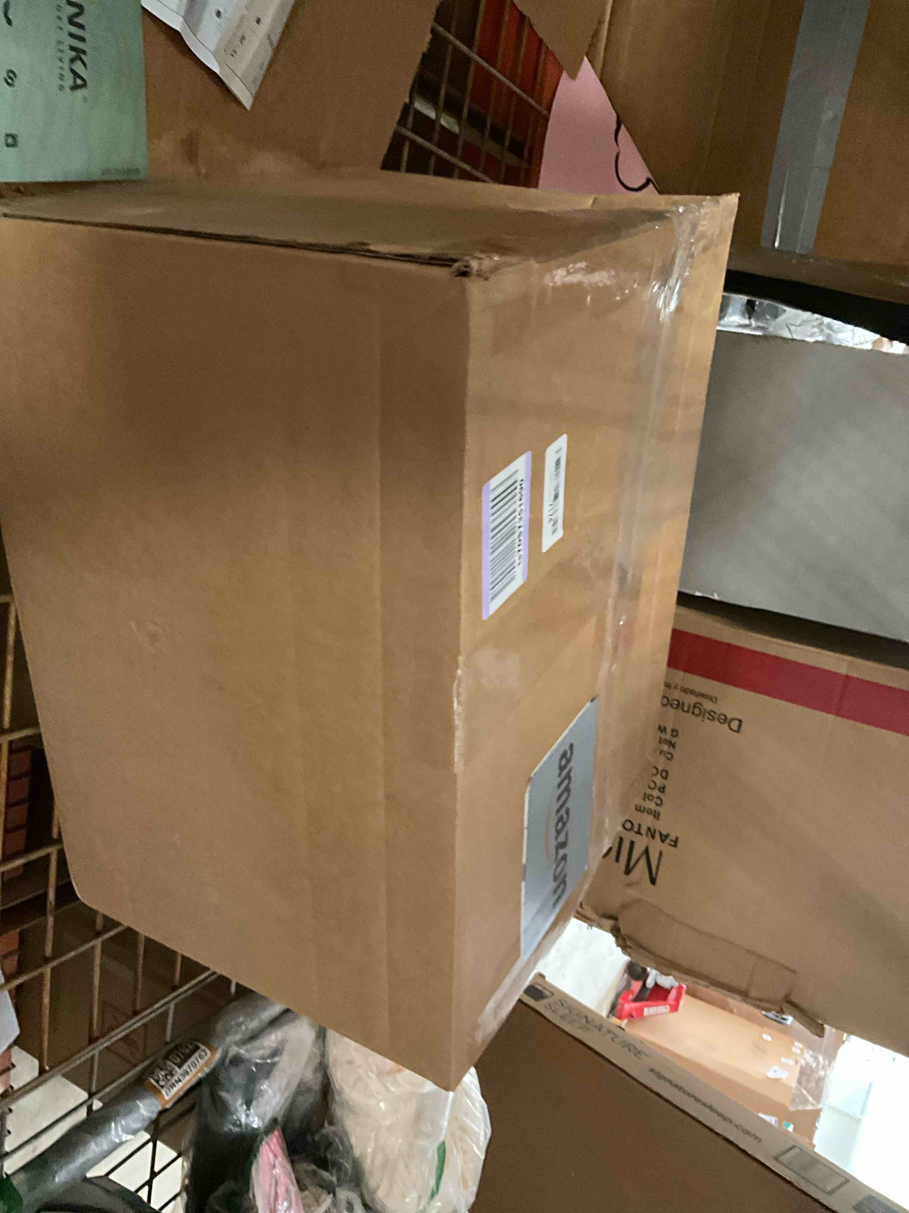 https://s3.amazonaws.com/lotting-images-prod/bidfta/BRN3971494_1778601423521.jpeg