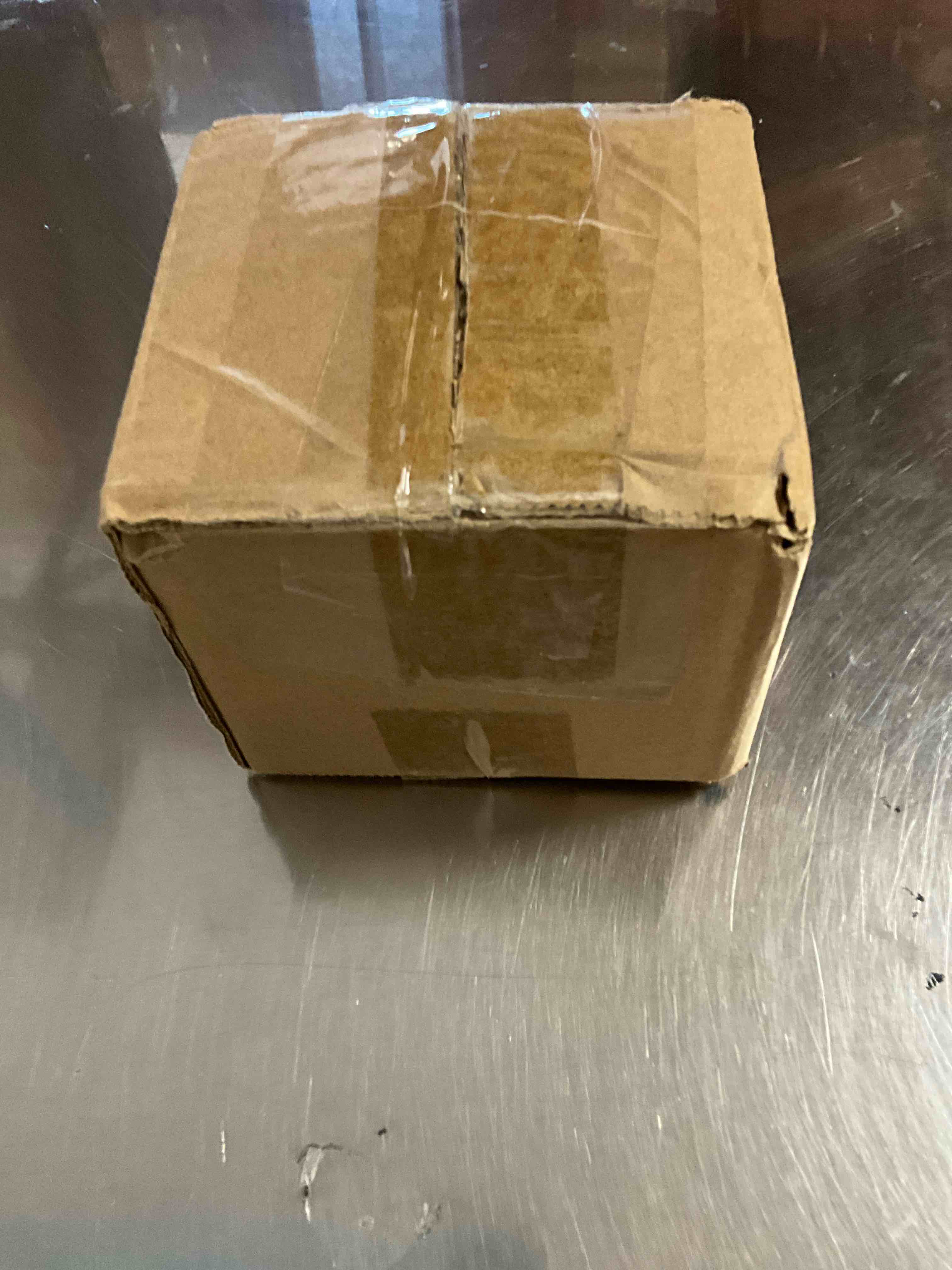 https://s3.amazonaws.com/lotting-images-prod/bidfta/BRN3971850_1778681225112.jpeg