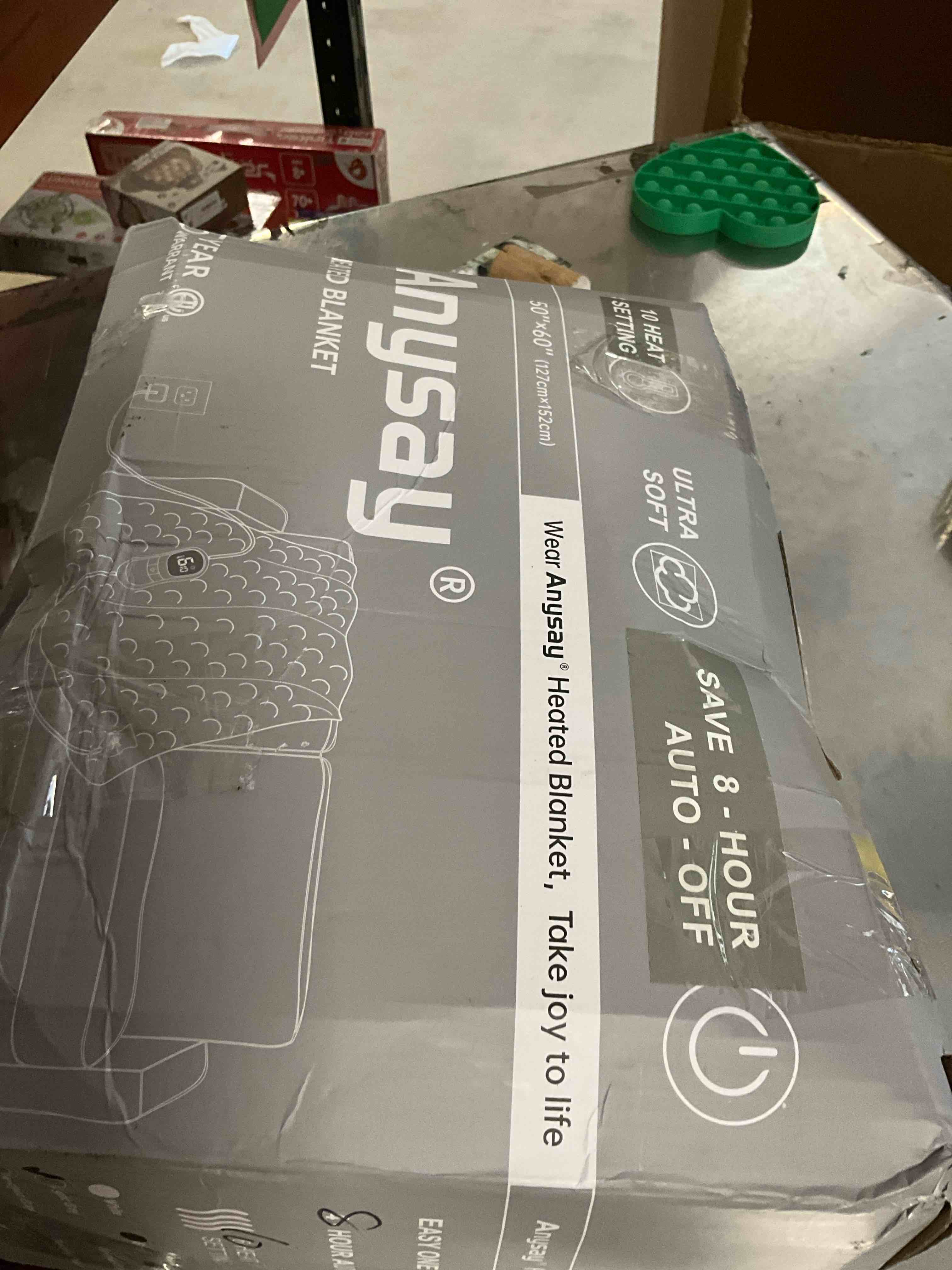 https://s3.amazonaws.com/lotting-images-prod/bidfta/BRN3971858_1778683782394.jpeg