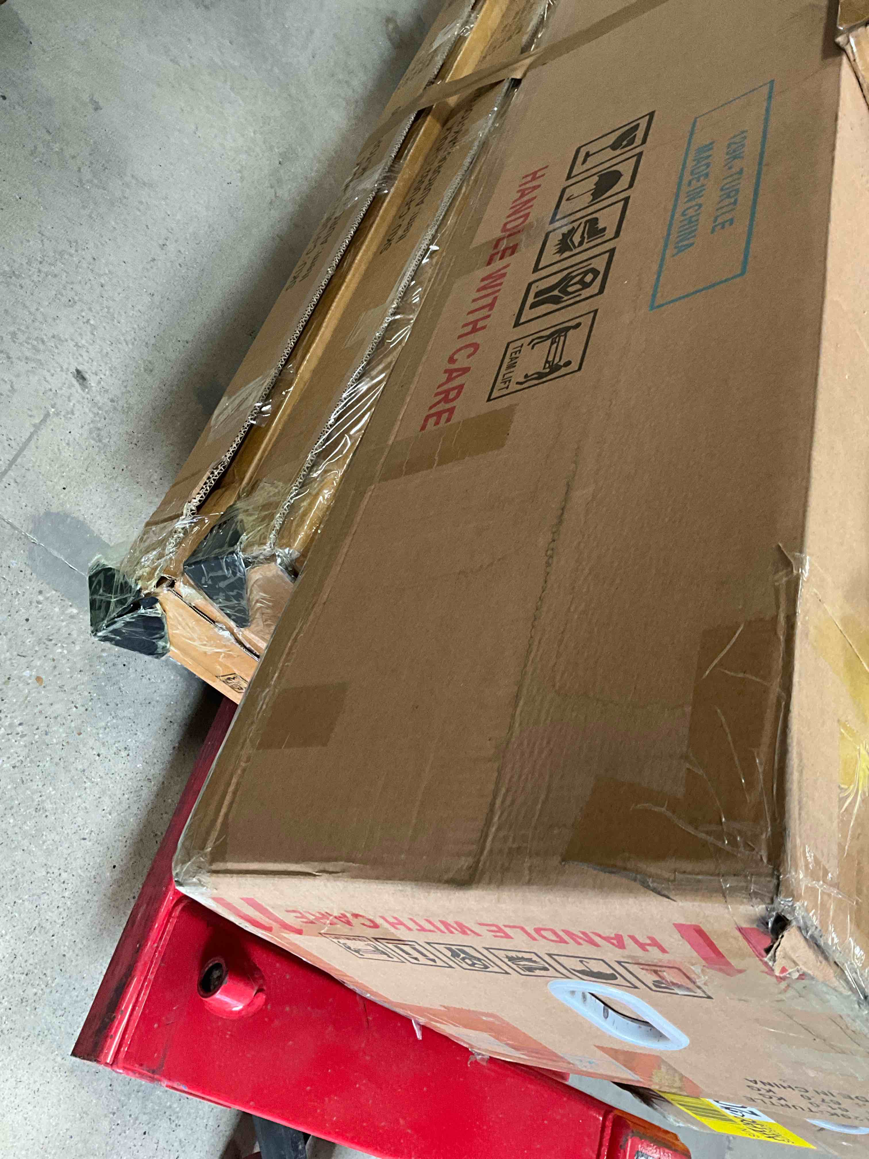 https://s3.amazonaws.com/lotting-images-prod/bidfta/BRN3972958_1779722576944.jpeg