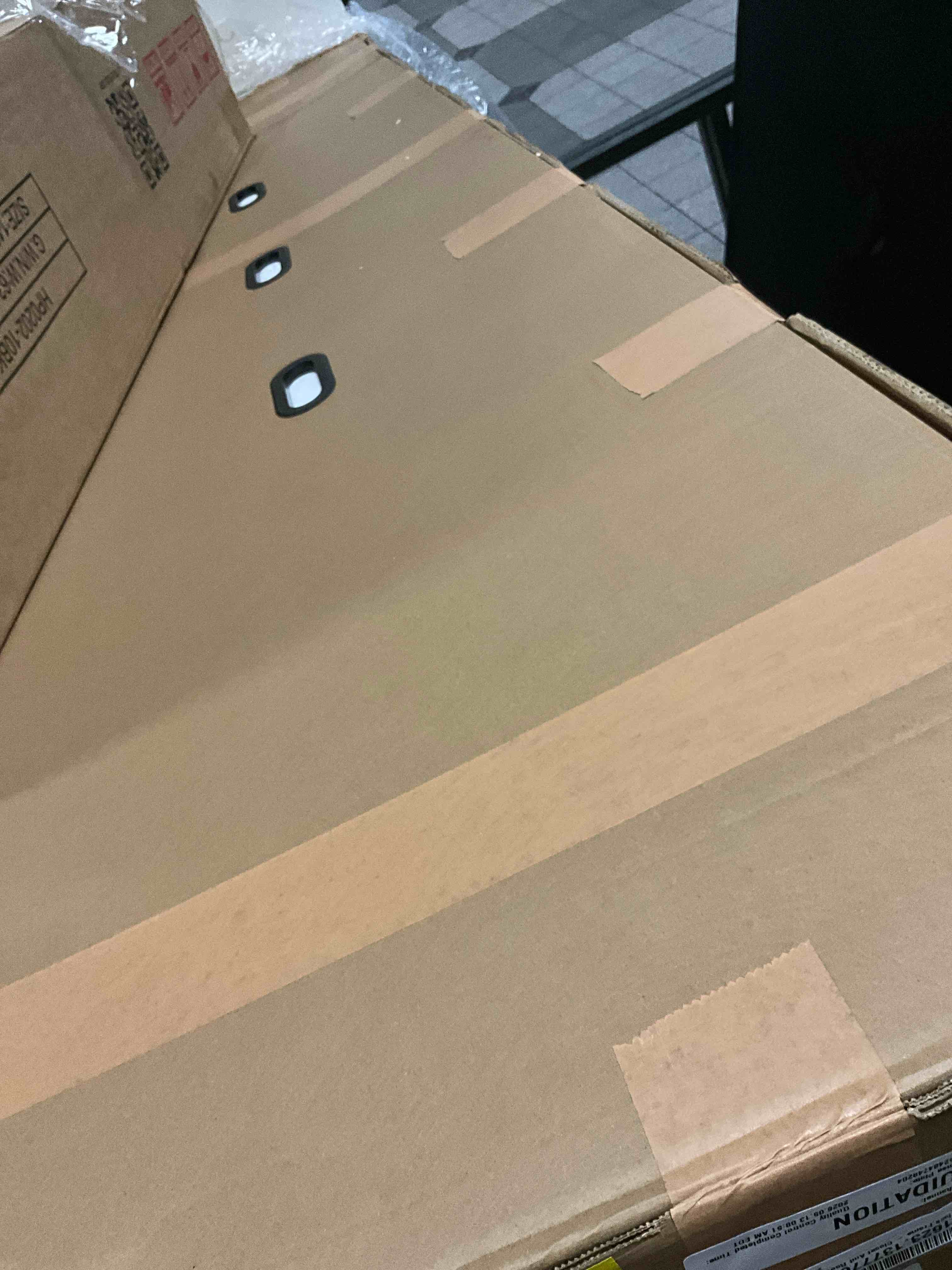https://s3.amazonaws.com/lotting-images-prod/bidfta/BRN3972970_1779717908599.jpeg