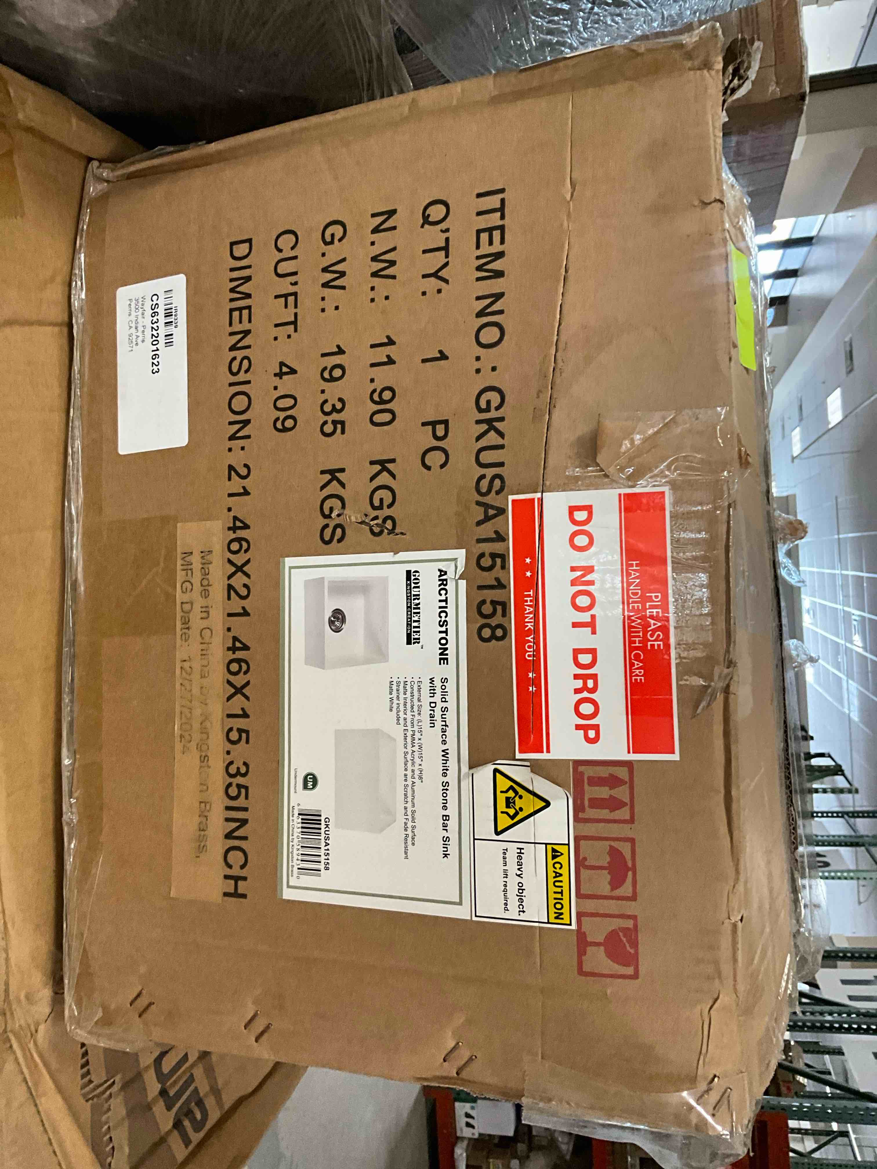 https://s3.amazonaws.com/lotting-images-prod/bidfta/BRN3973001_1776881140446.jpeg