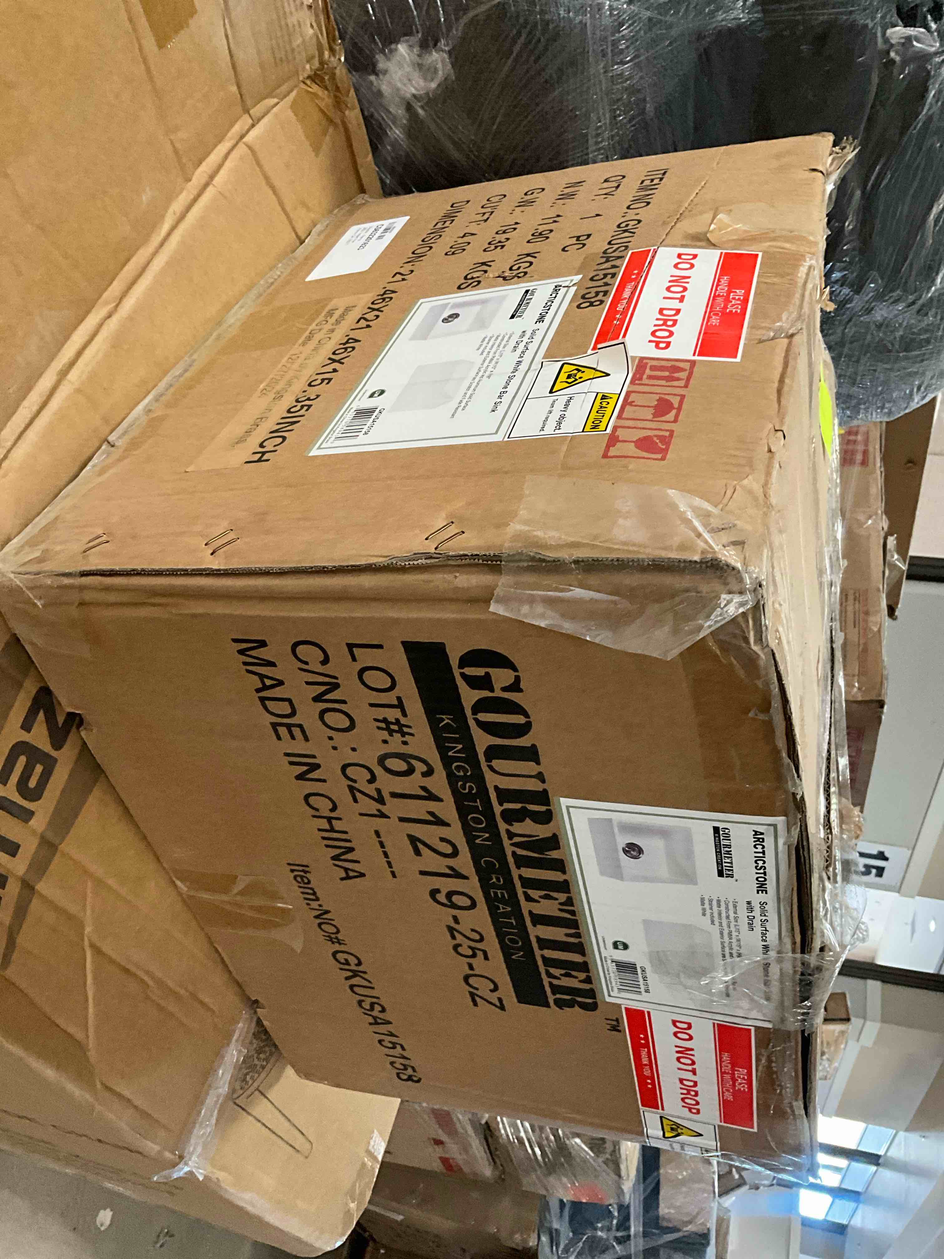 https://s3.amazonaws.com/lotting-images-prod/bidfta/BRN3973001_1776881144904.jpeg