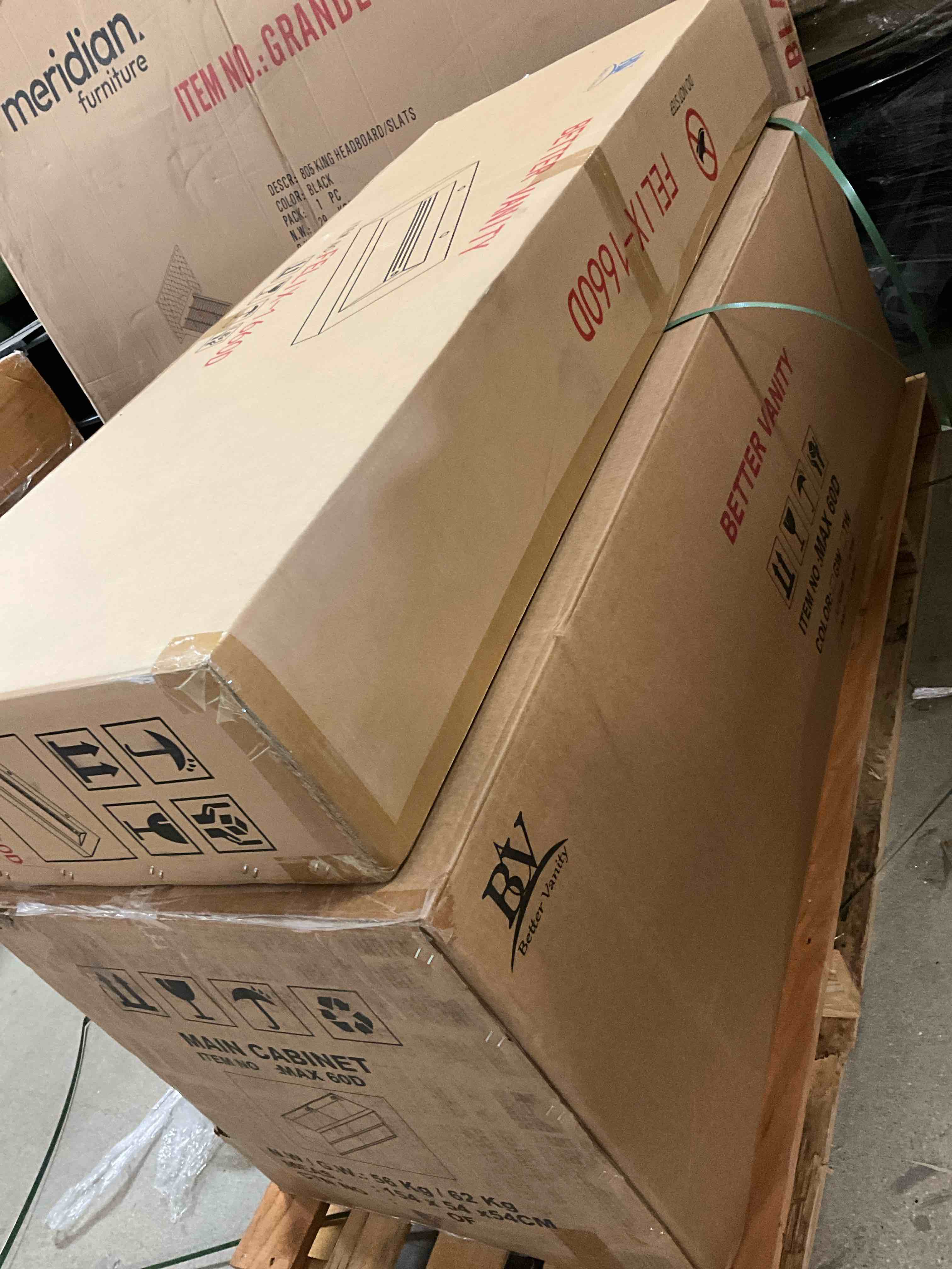 https://s3.amazonaws.com/lotting-images-prod/bidfta/BRN3973013_1776969590344.jpeg