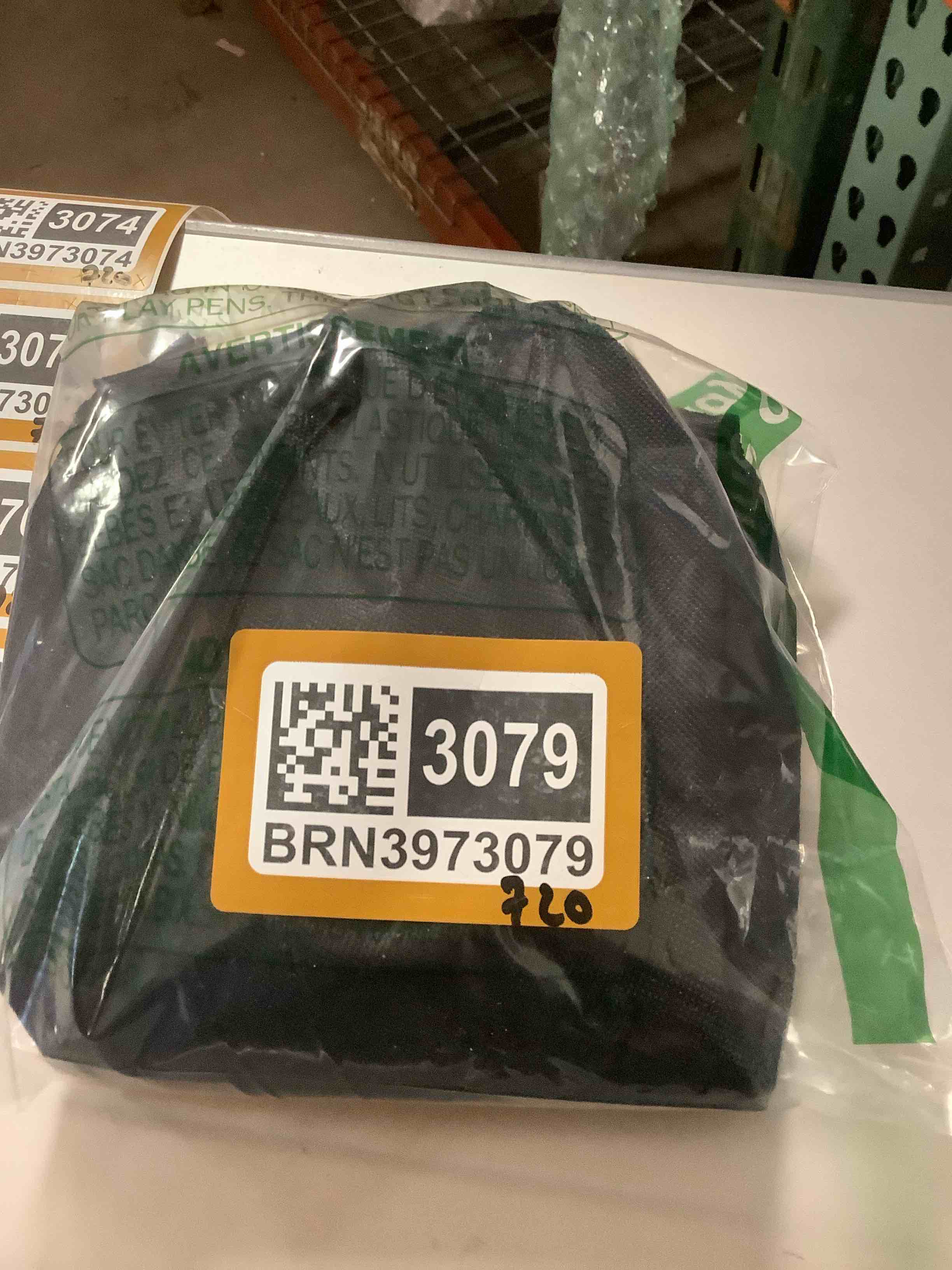 https://s3.amazonaws.com/lotting-images-prod/bidfta/BRN3973079_1776965137649.jpeg