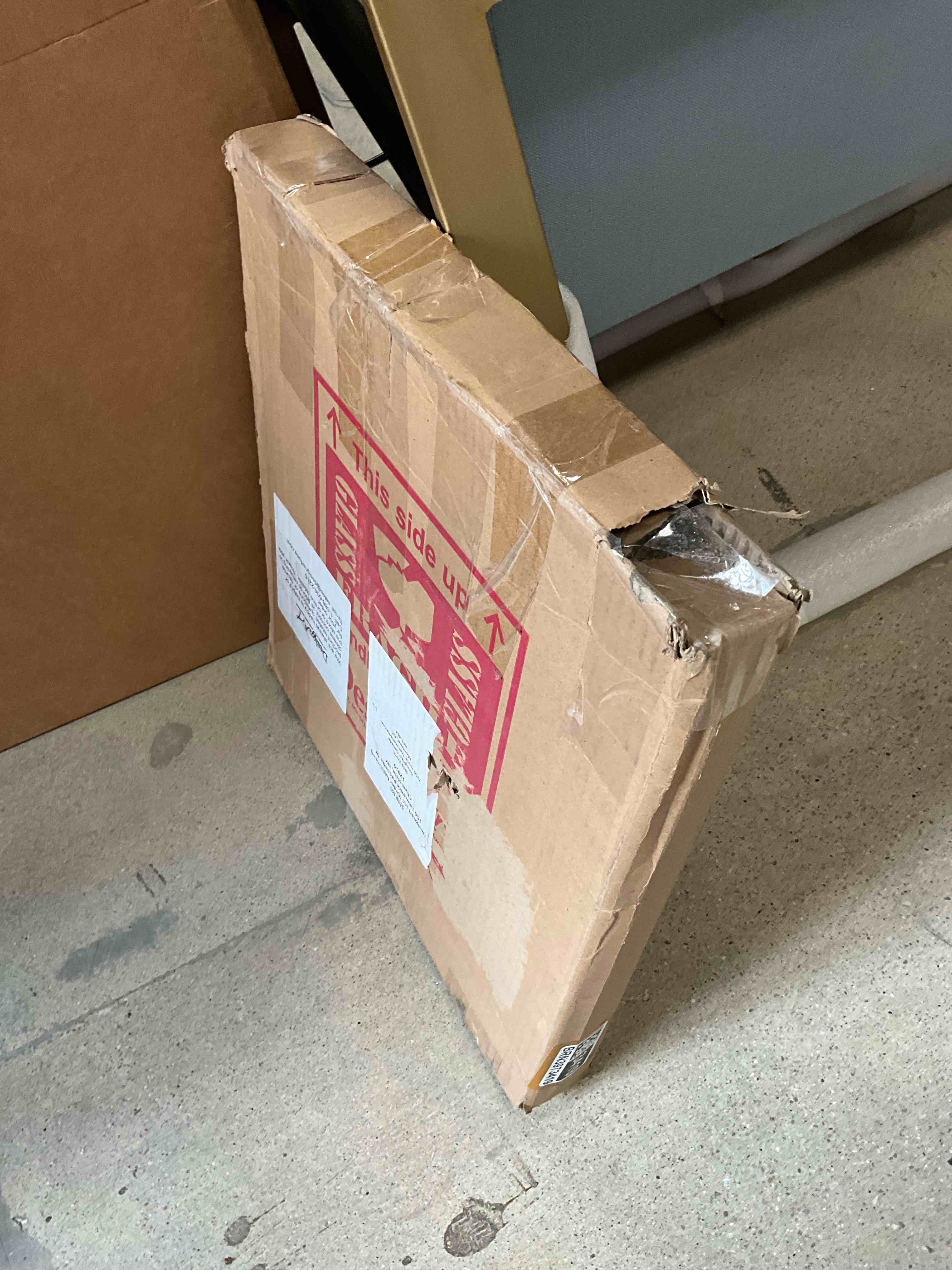 https://s3.amazonaws.com/lotting-images-prod/bidfta/BRN3973419_1777308116610.jpeg