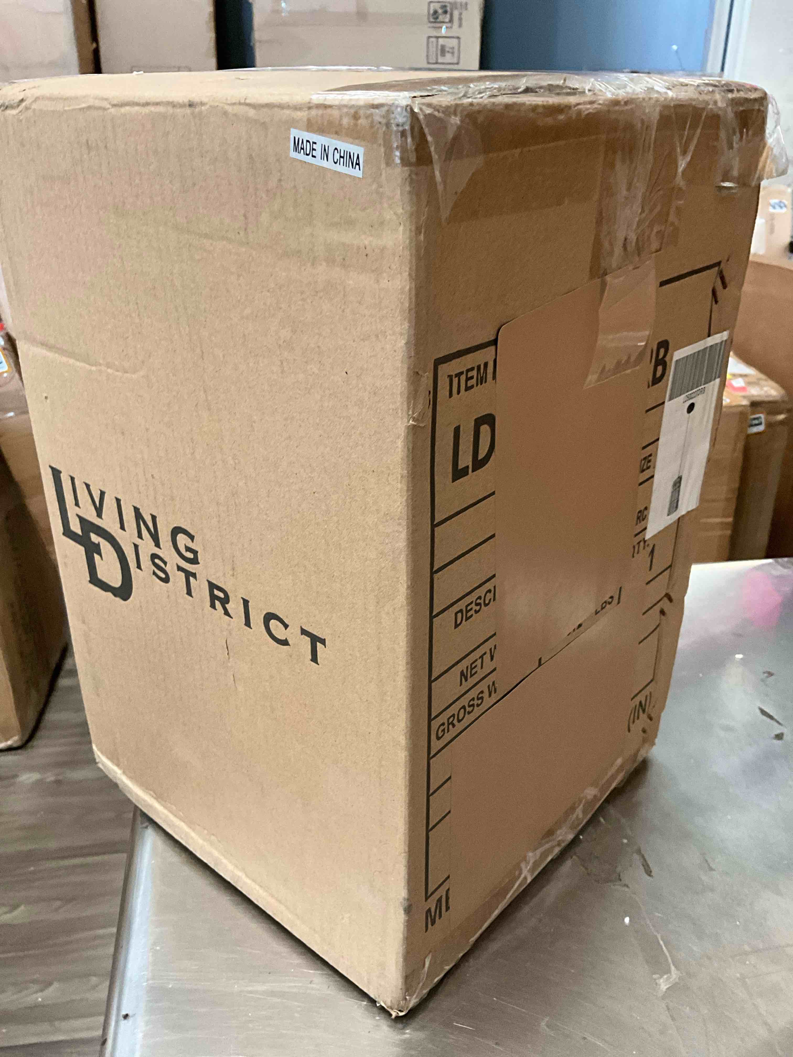 https://s3.amazonaws.com/lotting-images-prod/bidfta/BRN3973575_1777396873313.jpeg