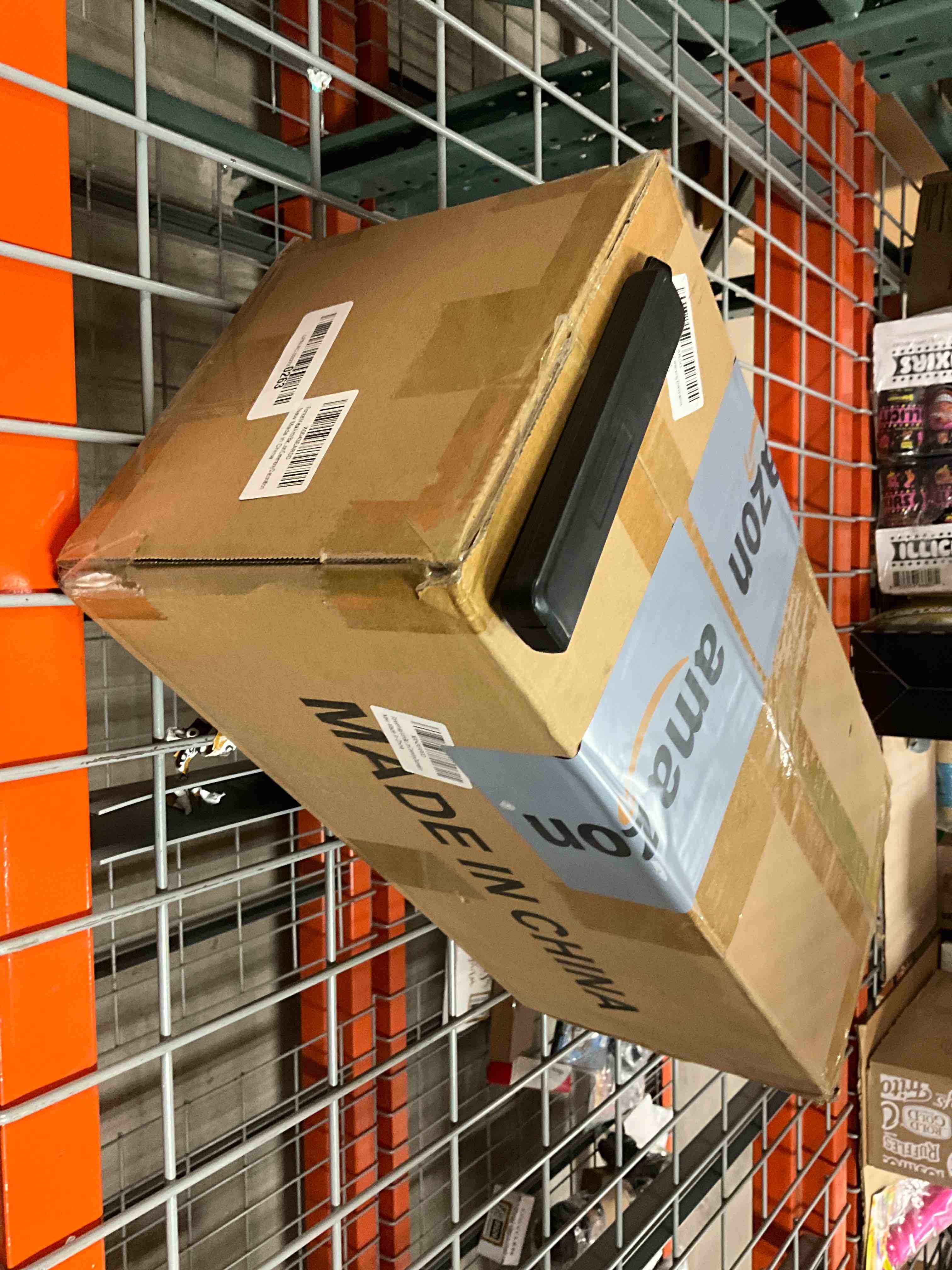 https://s3.amazonaws.com/lotting-images-prod/bidfta/BRN3973620_1777556842347.jpeg