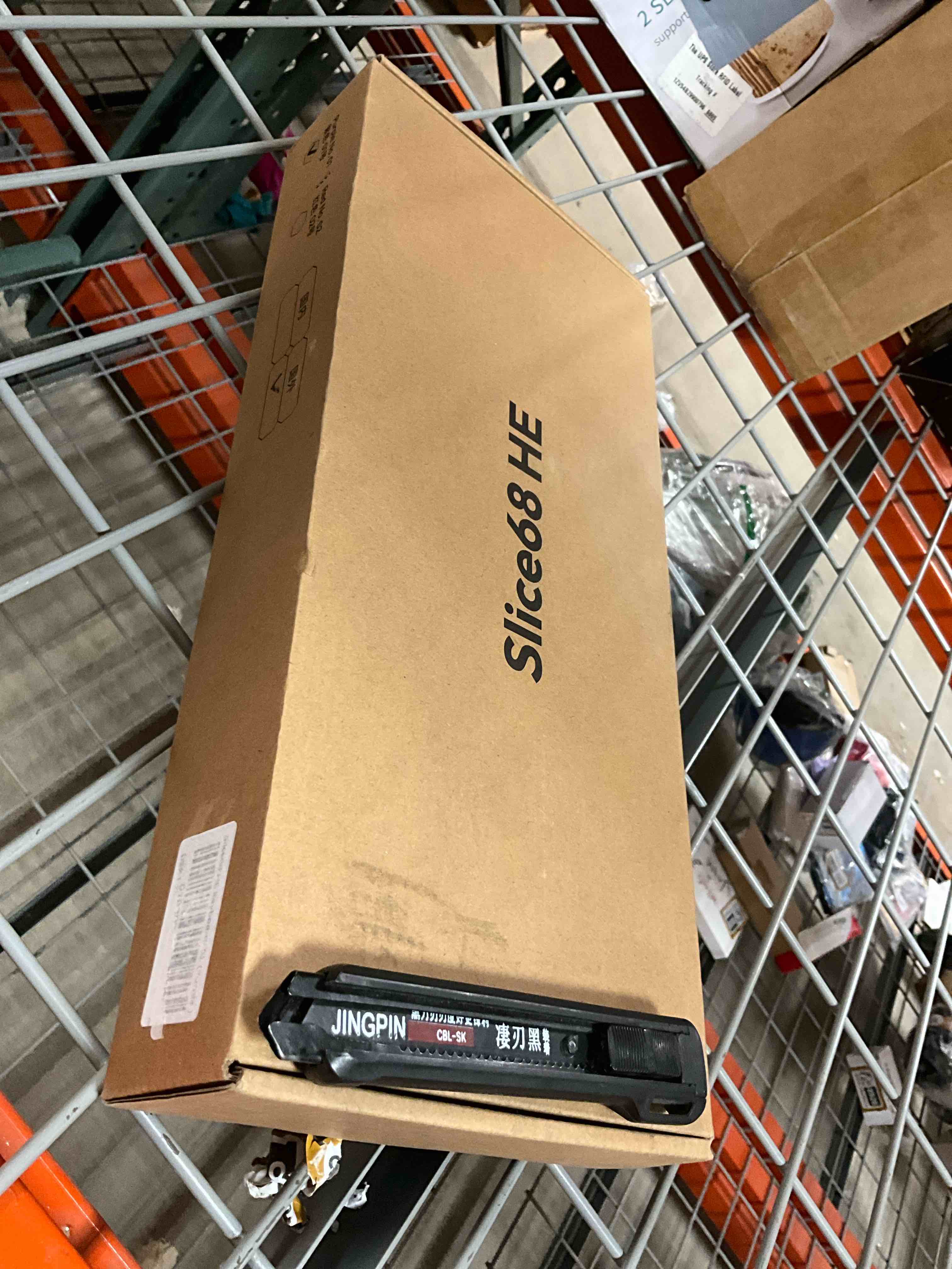 https://s3.amazonaws.com/lotting-images-prod/bidfta/BRN3973623_1777557215161.jpeg