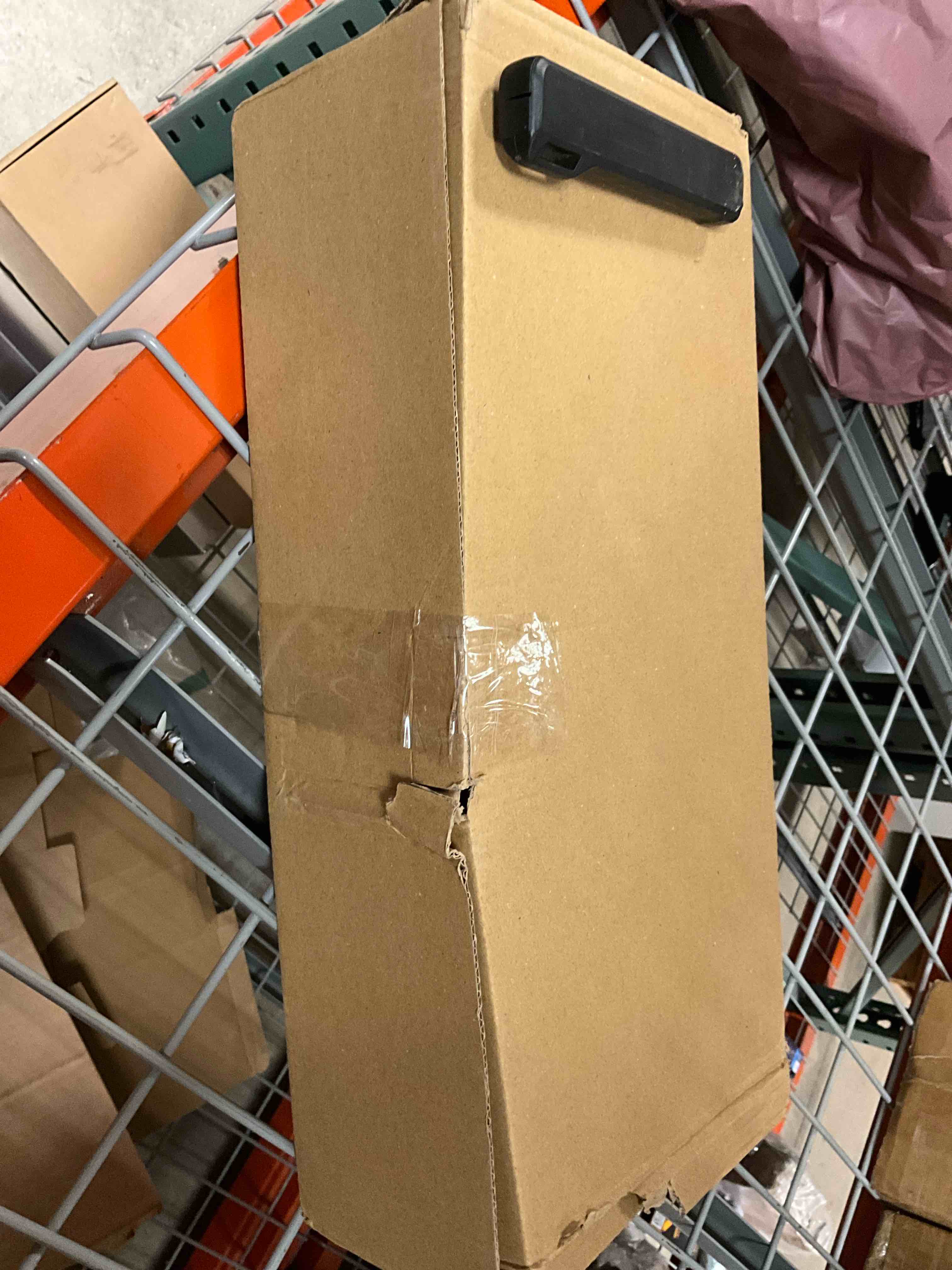 https://s3.amazonaws.com/lotting-images-prod/bidfta/BRN3973639_1777559853203.jpeg