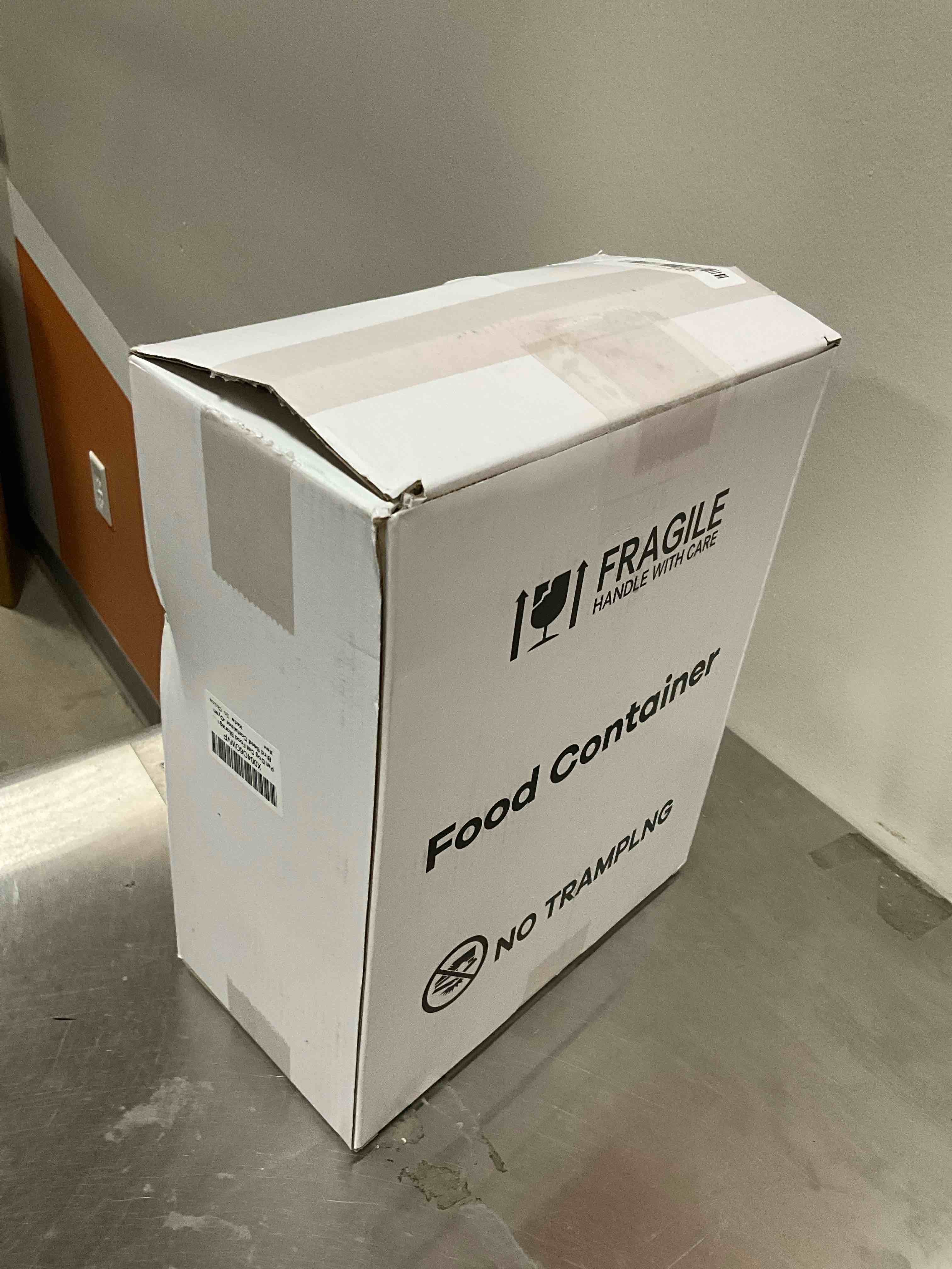 https://s3.amazonaws.com/lotting-images-prod/bidfta/BRN3973737_1777644959686.jpeg