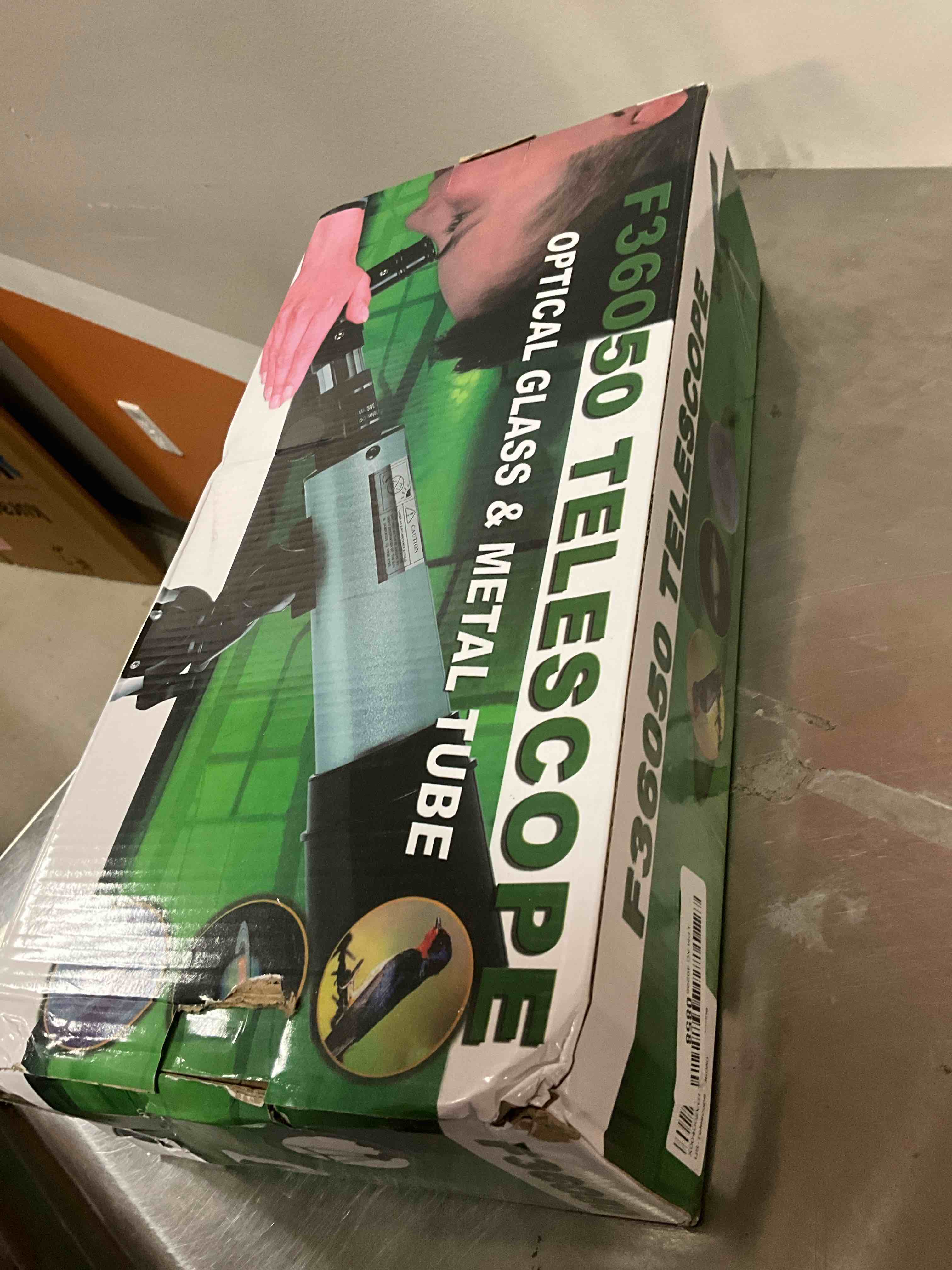https://s3.amazonaws.com/lotting-images-prod/bidfta/BRN3973741_1777645850186.jpeg
