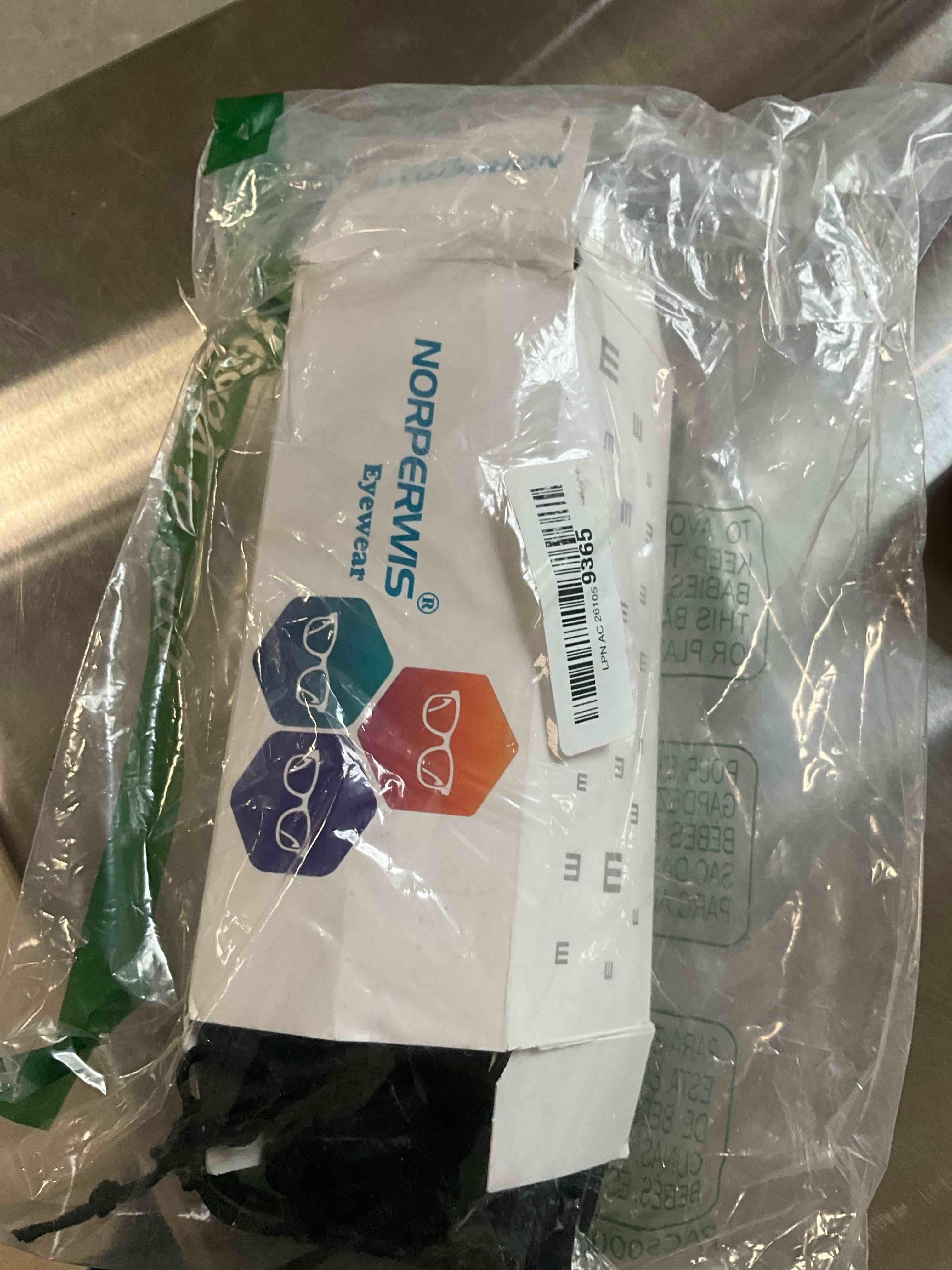 https://s3.amazonaws.com/lotting-images-prod/bidfta/BRN3973912_1777931239352.jpeg
