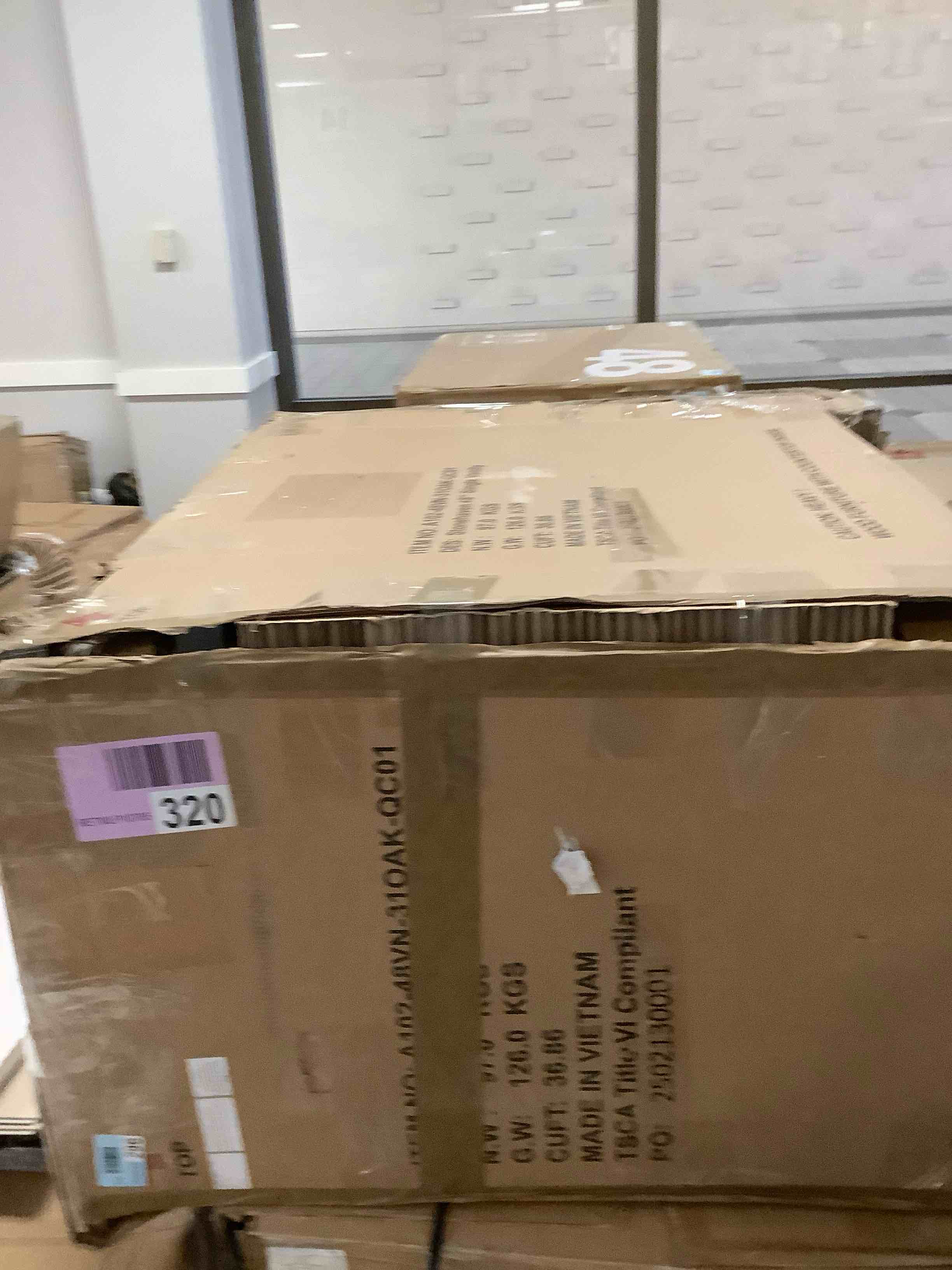 https://s3.amazonaws.com/lotting-images-prod/bidfta/BRN3974271_1778170846738.jpeg