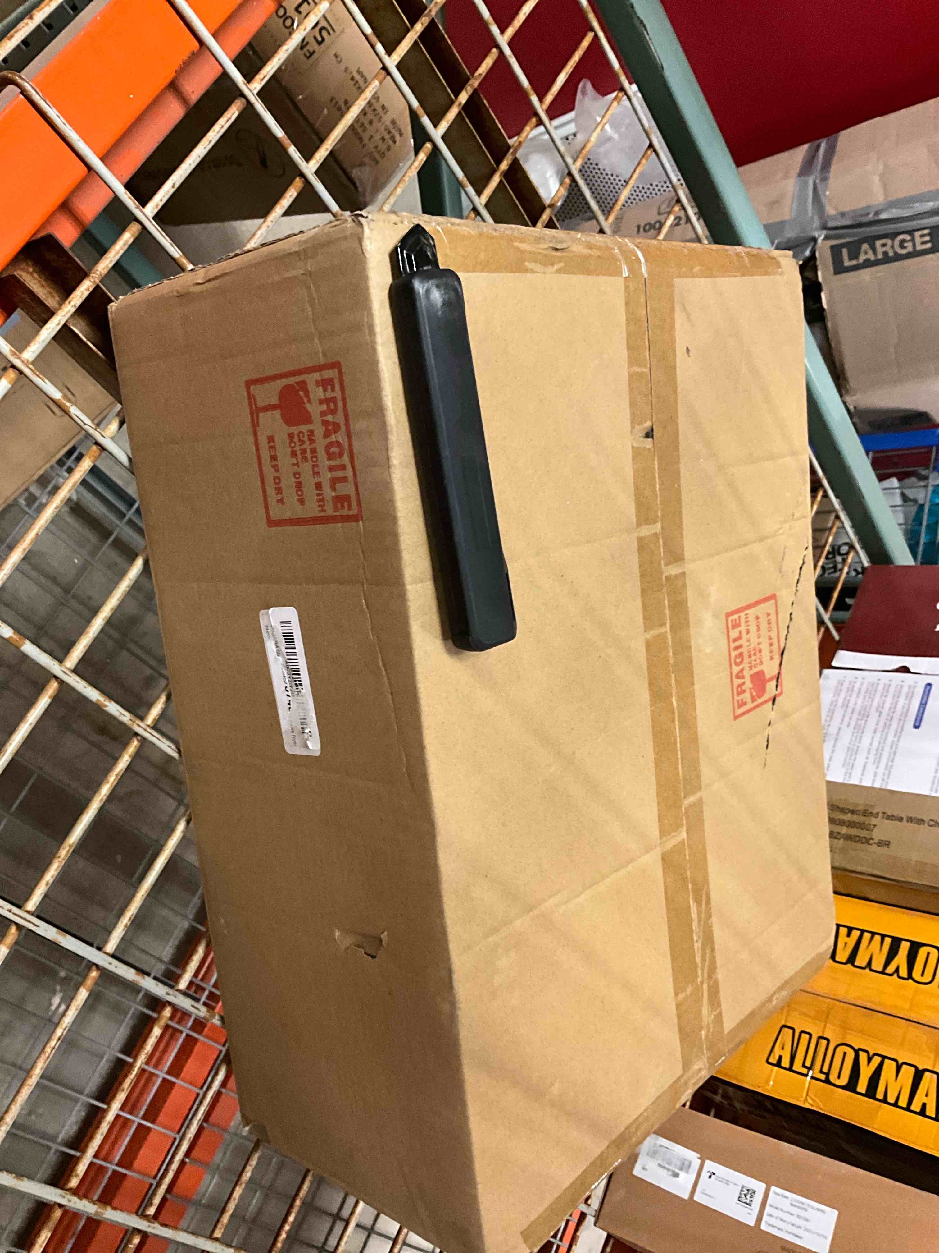 https://s3.amazonaws.com/lotting-images-prod/bidfta/BRN3974452_1778249412203.jpeg