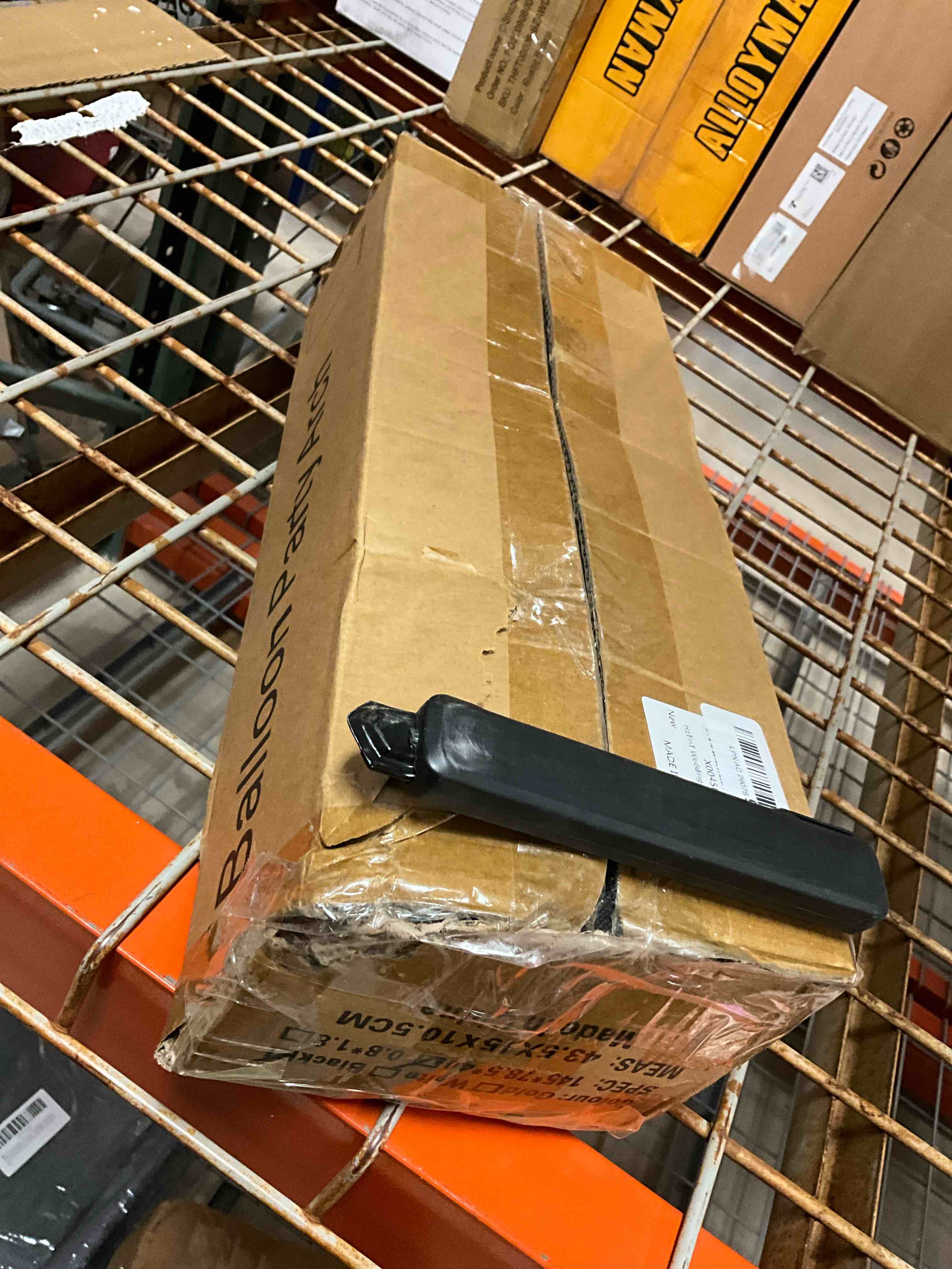 https://s3.amazonaws.com/lotting-images-prod/bidfta/BRN3974461_1778250794195.jpeg