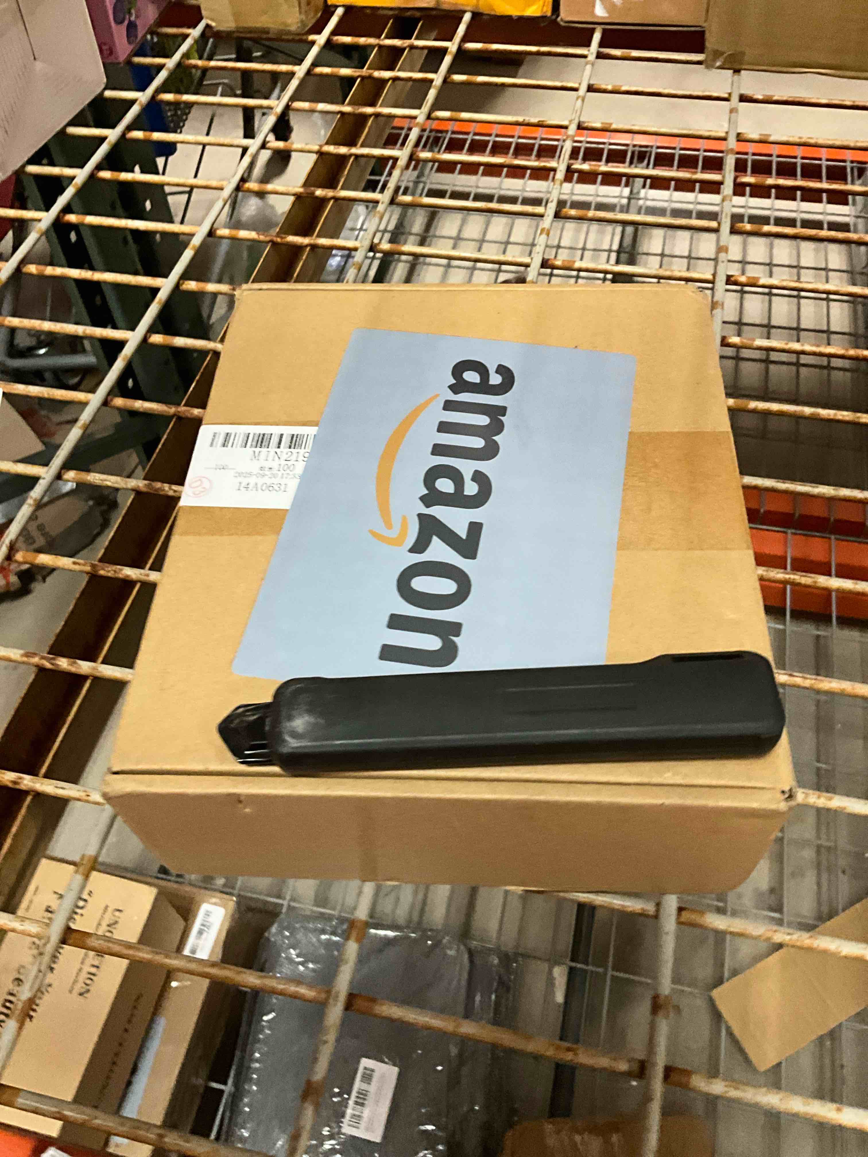 https://s3.amazonaws.com/lotting-images-prod/bidfta/BRN3974466_1778251398437.jpeg