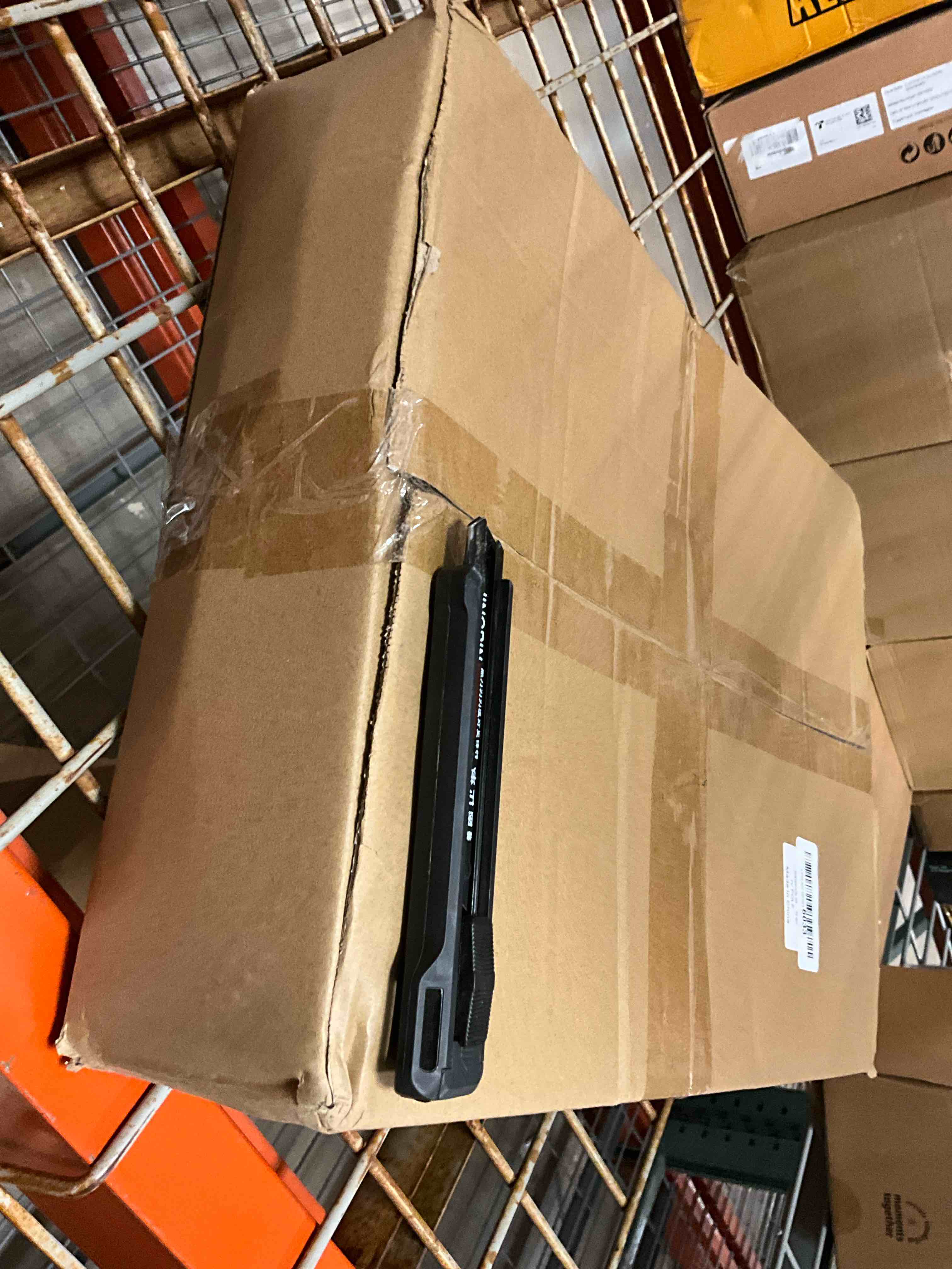 https://s3.amazonaws.com/lotting-images-prod/bidfta/BRN3974467_1778251887882.jpeg
