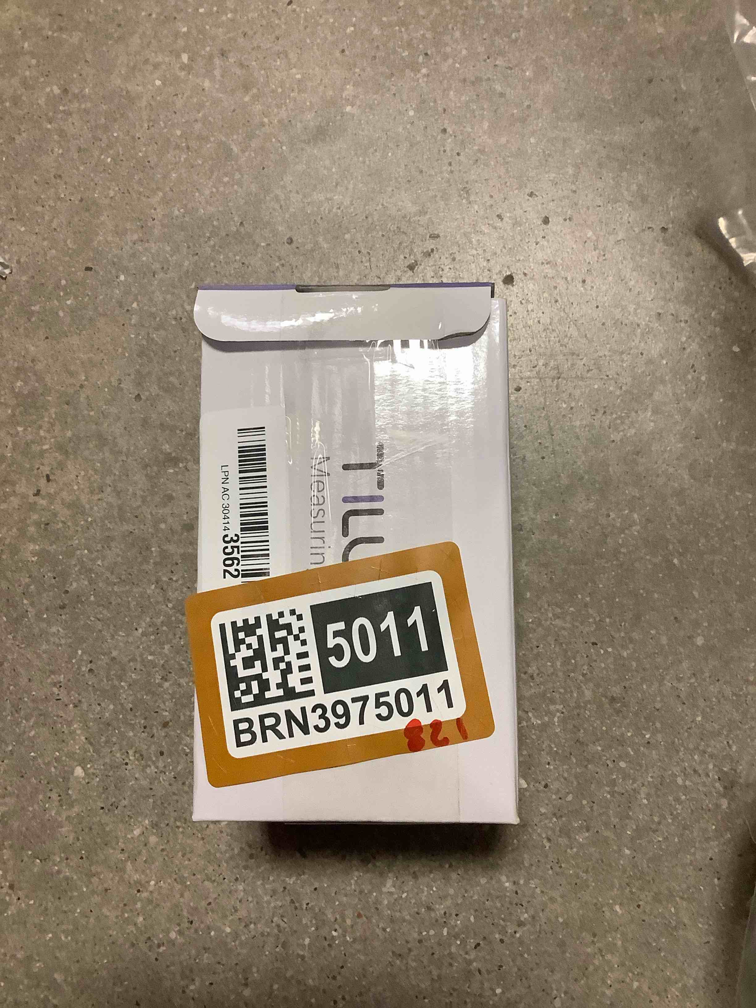 https://s3.amazonaws.com/lotting-images-prod/bidfta/BRN3975011_1778598116619.jpeg