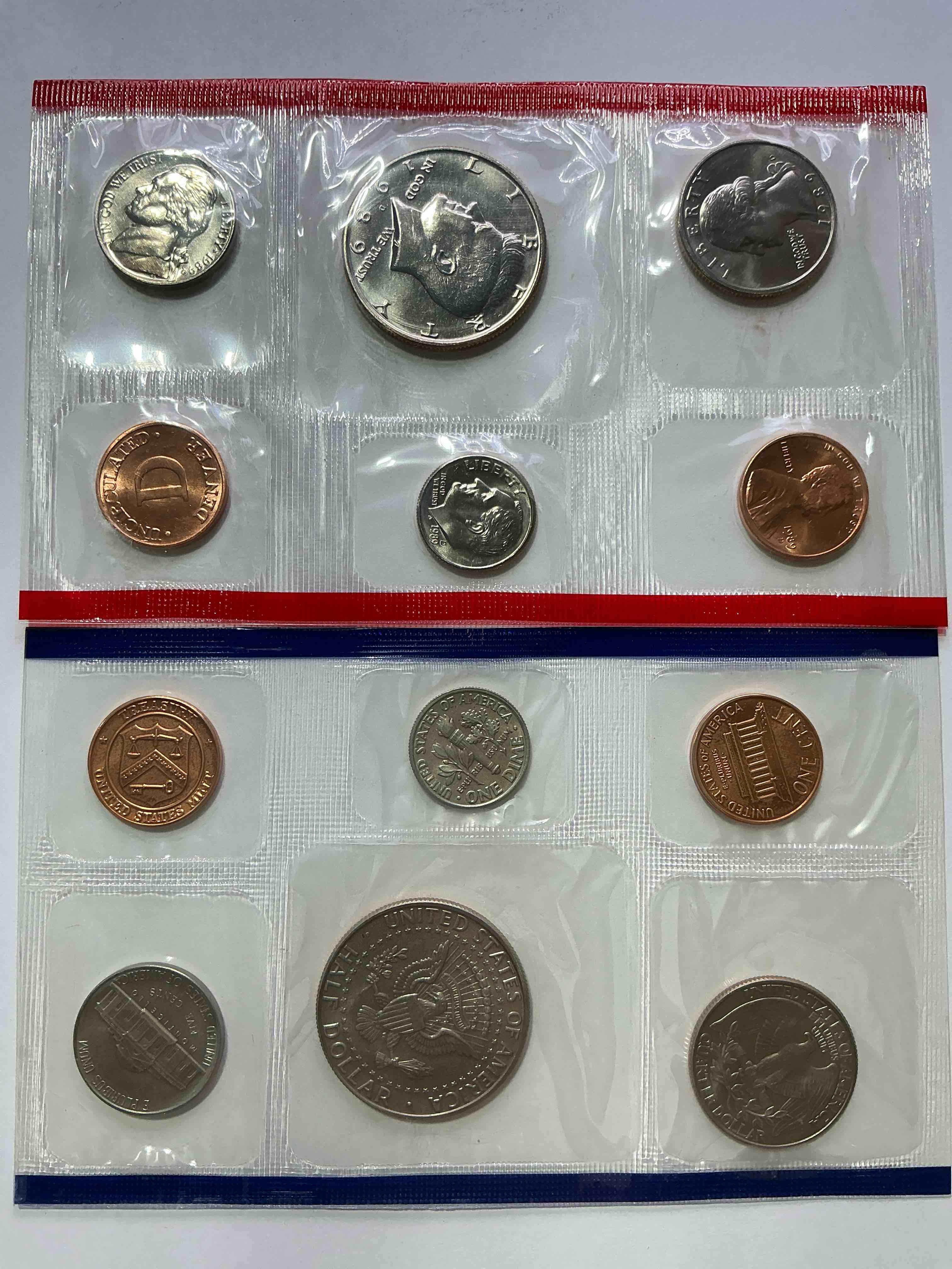 Condition photo showing New/Like New for 1989 Uncirculated U.S. Mint Set Coins! Attention All Swifties Out There! What A Great Year! These Gorgeous Coins From The Mint Set Features Each U.S. Coins Minted in 1989 In Uncirculated Condition, From Each Mint Mark, Philly & Denver! From The U.S. Treasury In 1989! Own An Awesome Investment & Incredible Piece Of U.S. History! Also Makes For An Awesome Gift!