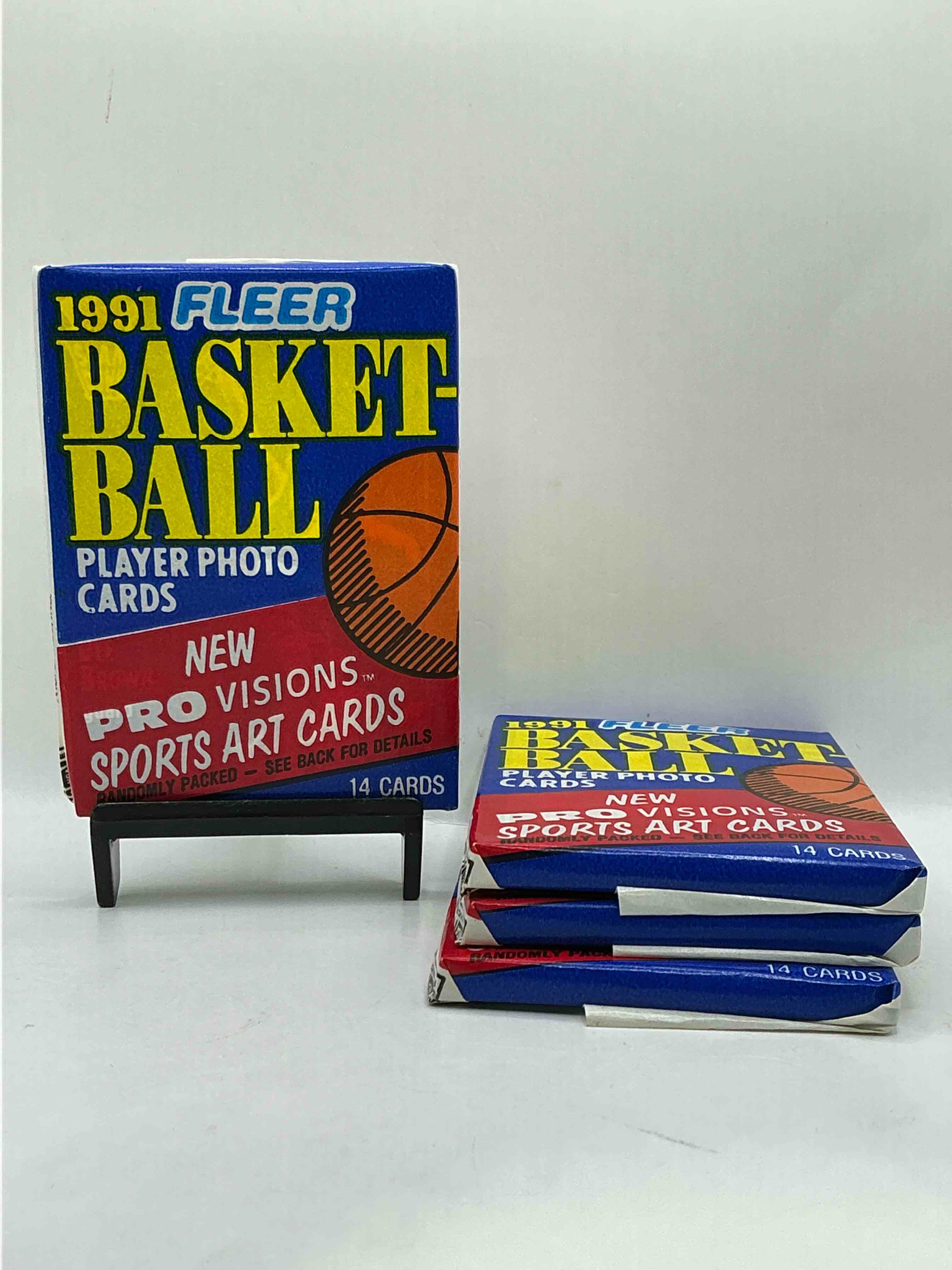 Jordan!? 1991 Fleer NBA Wax Pack, Direct From Original Factory Sealed Retail Case!Search For Valuable Michael Jordan #29 (PSA 10 Value $300), Larry Johnson, Rookie & Too Many Valuable Cards To List!