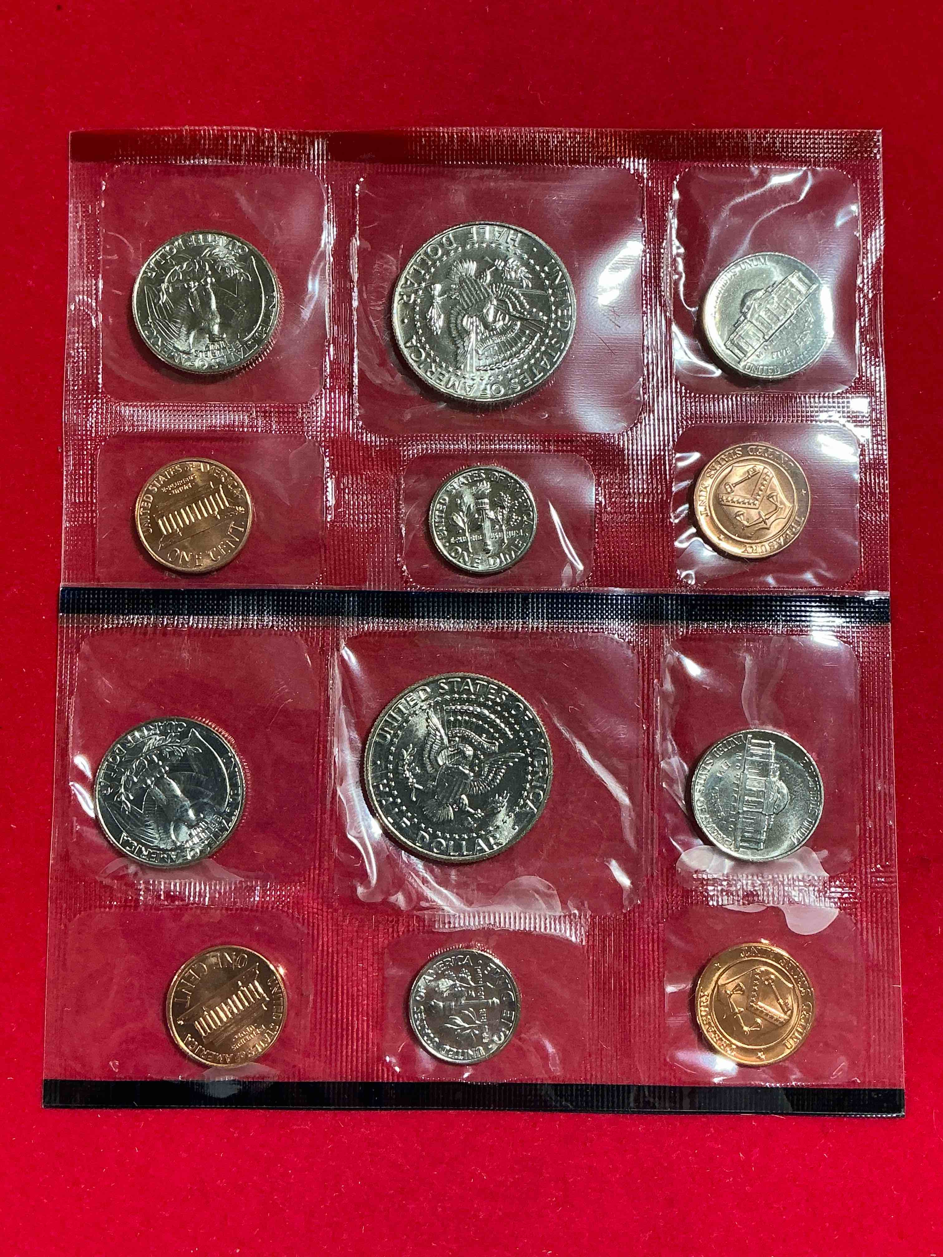 Condition photo showing New/Like New for 1989 Uncirculated U.S. Mint Coins! Attention All Swifties Out There! What A Great Year! These Gorgeous Coins From The Mint Set Features Each U.S. Coins Minted in 1989 In Uncirculated Condition, From Each Mint Mark, Philly & Denver! From The U.S. Treasury In 1989! Own An Awesome Investment & Incredible Piece Of U.S. History! Also Makes For An Awesome Gift!