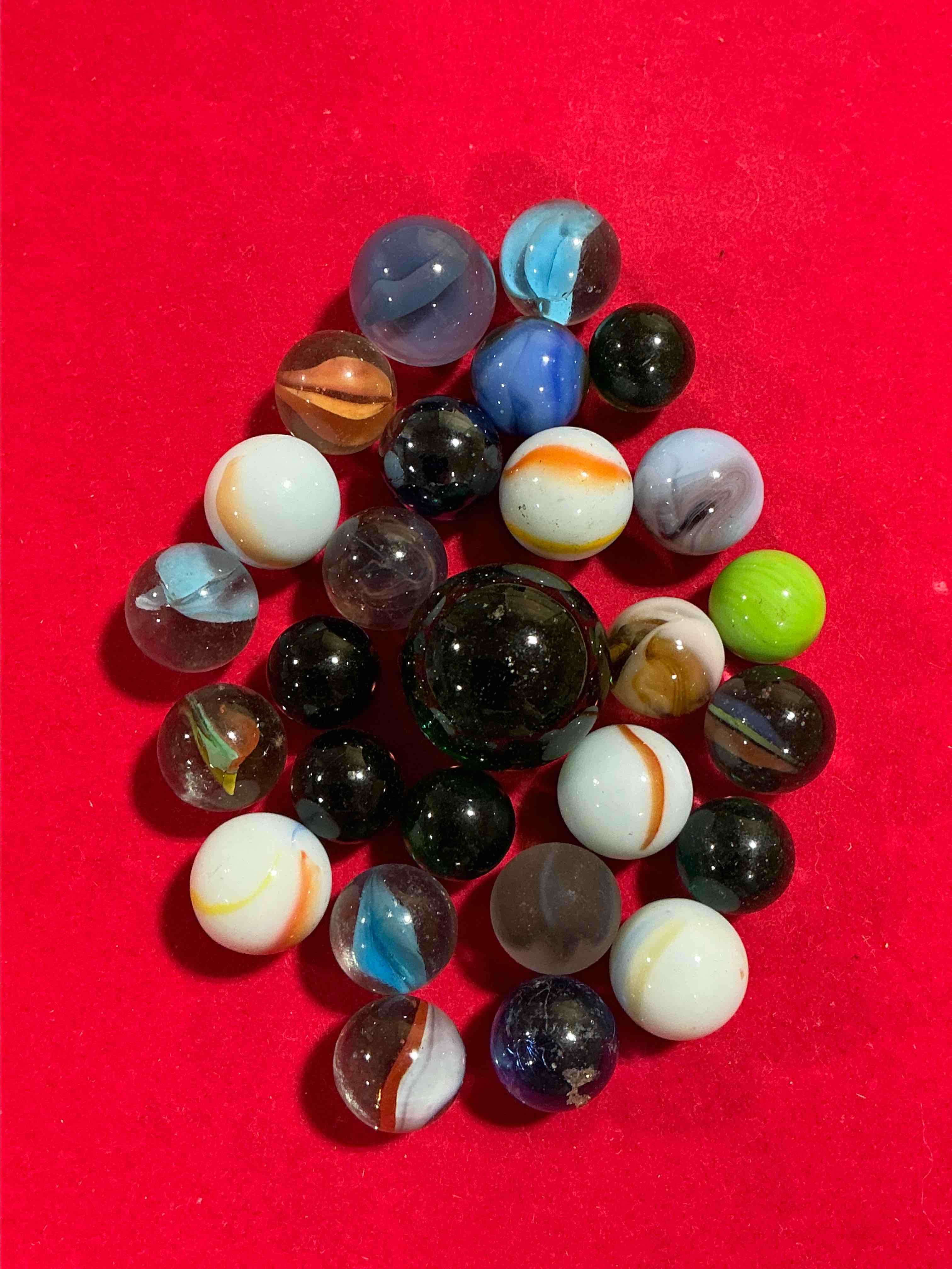 Condition photo showing Good Condition for Antique Glass Marbles! Genuine Stunning Marbles Lot, All Marbles Made Between The Years 1925-1965 & Made With Uranium! Many Are Great Depression Era & Even Earlier! Gorgeous, Authentic Pieces Of History!  