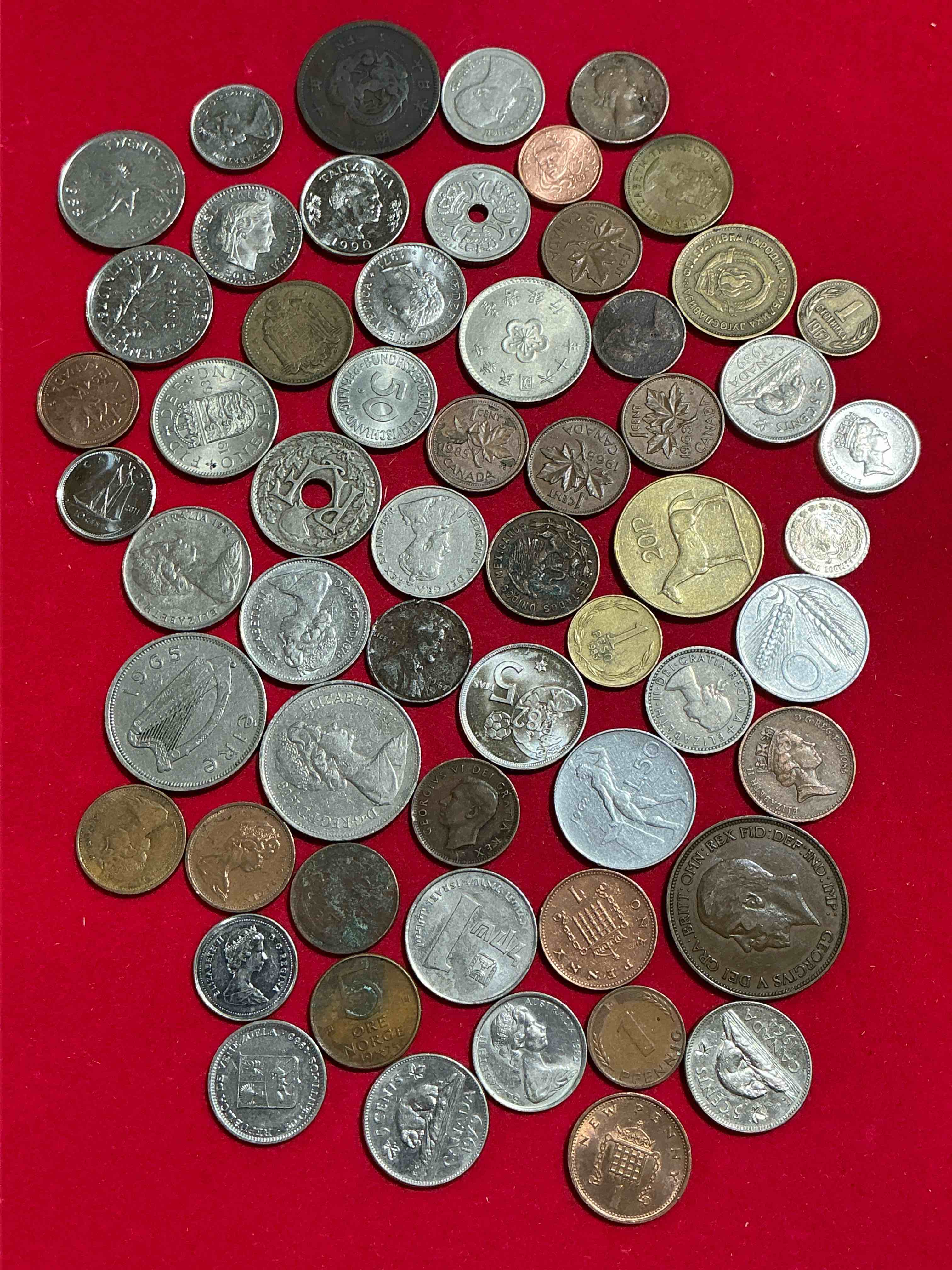World Coins, Antique & Vintage! Each Lot Is Unique! Many Different Years, Countries, Sizes & Exotic Places. This Cool Collection Of Antique Coins From Around The World Is Loads Of Fun! Have Fun Identifying Each Coin & Country As A Great Educational Tool! A Great Investment Too!