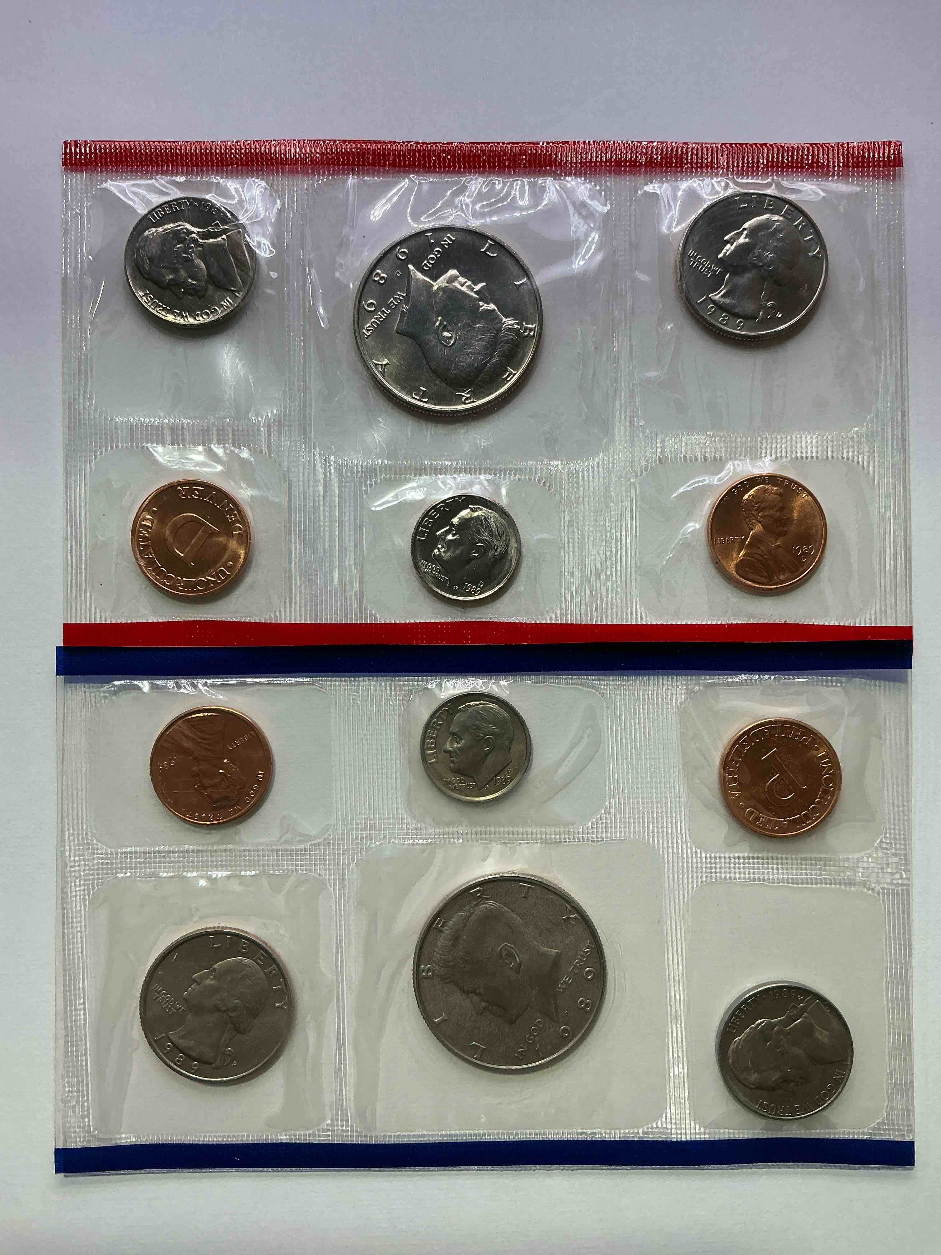 1989 uncirculated u.s. mint coins! attention all swifties out there! what a great year! these gorgeous coins from the mint set features each u.s. coins minted in 1989 in uncirculated condition, from each mint mark, philly & denver! from the u.s. treasury in 1989! own an awesome investment & incredible piece of u.s. history! also makes for an awesome gift!