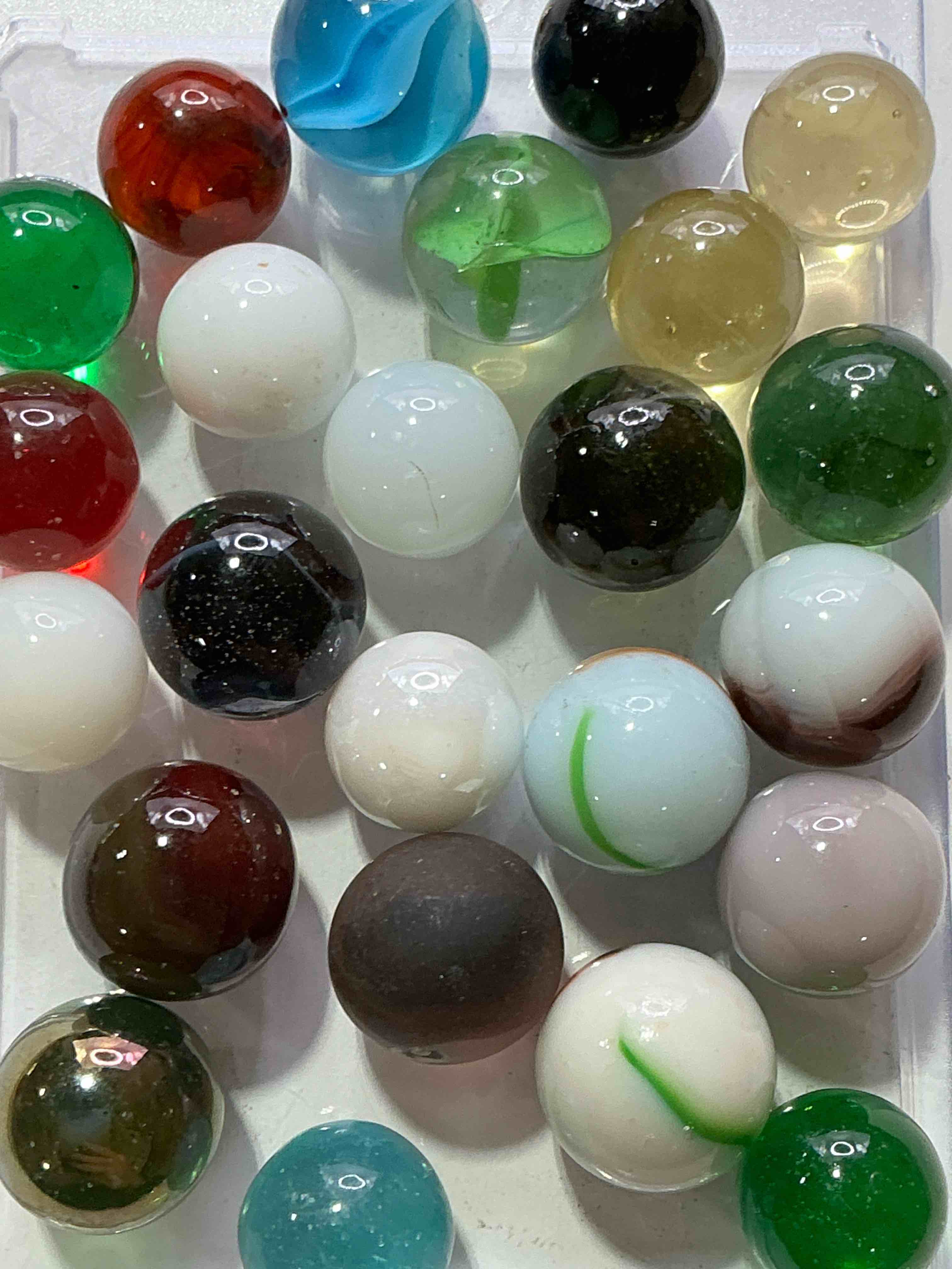 Condition photo showing New/Like New for Antique Glass Marbles! Genuine Stunning Marbles Lot, All Marbles Made Between The Years 1925-1965 & Made With Uranium! Many Are Great Depression Era & Even Earlier! Gorgeous, Authentic Pieces Of History!  
