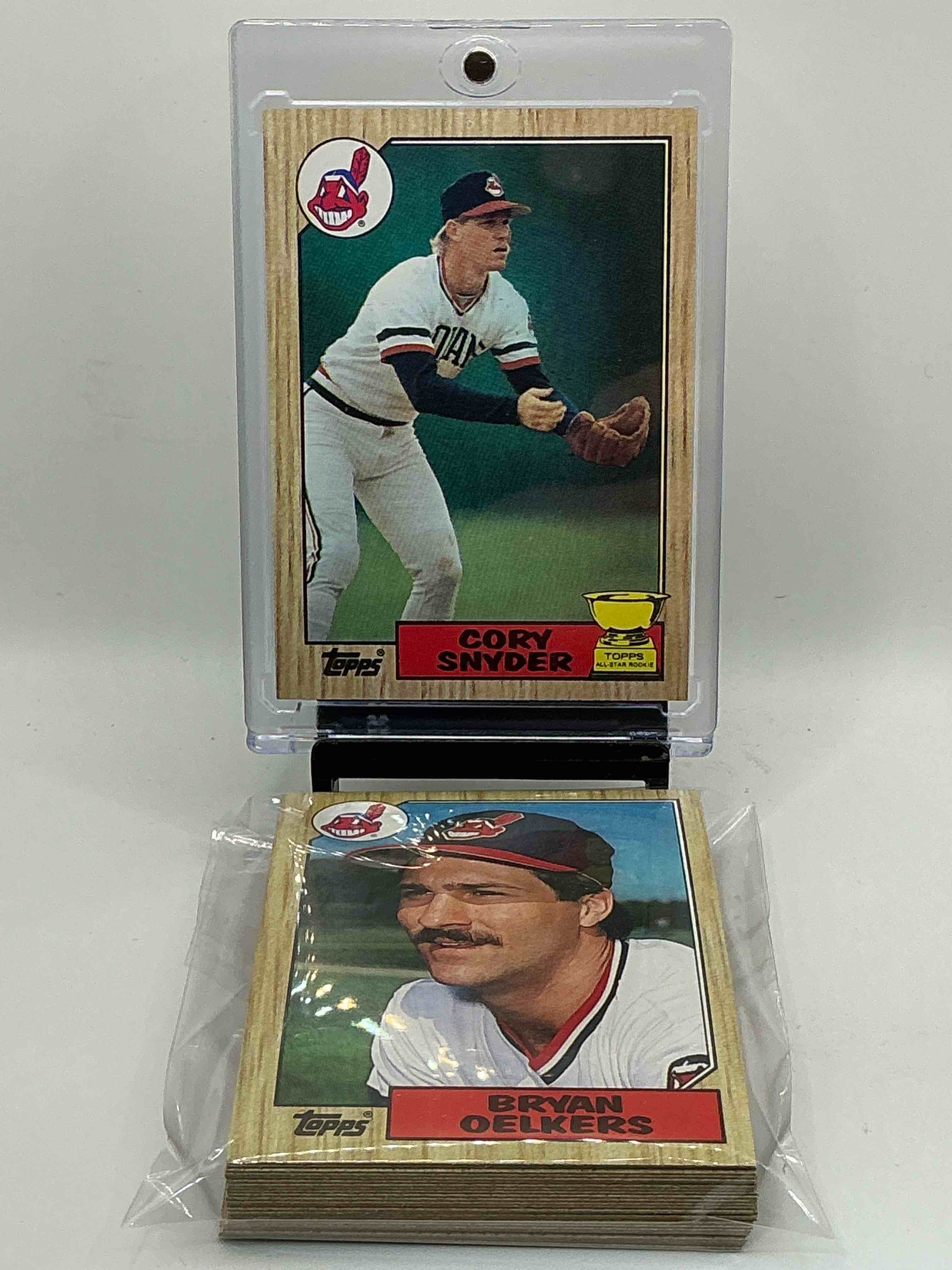1987 topps baseball… indians set! cory snyder, brett butler, don schulze, tom waddell, mel hall & more! insane 27 card indians lot!