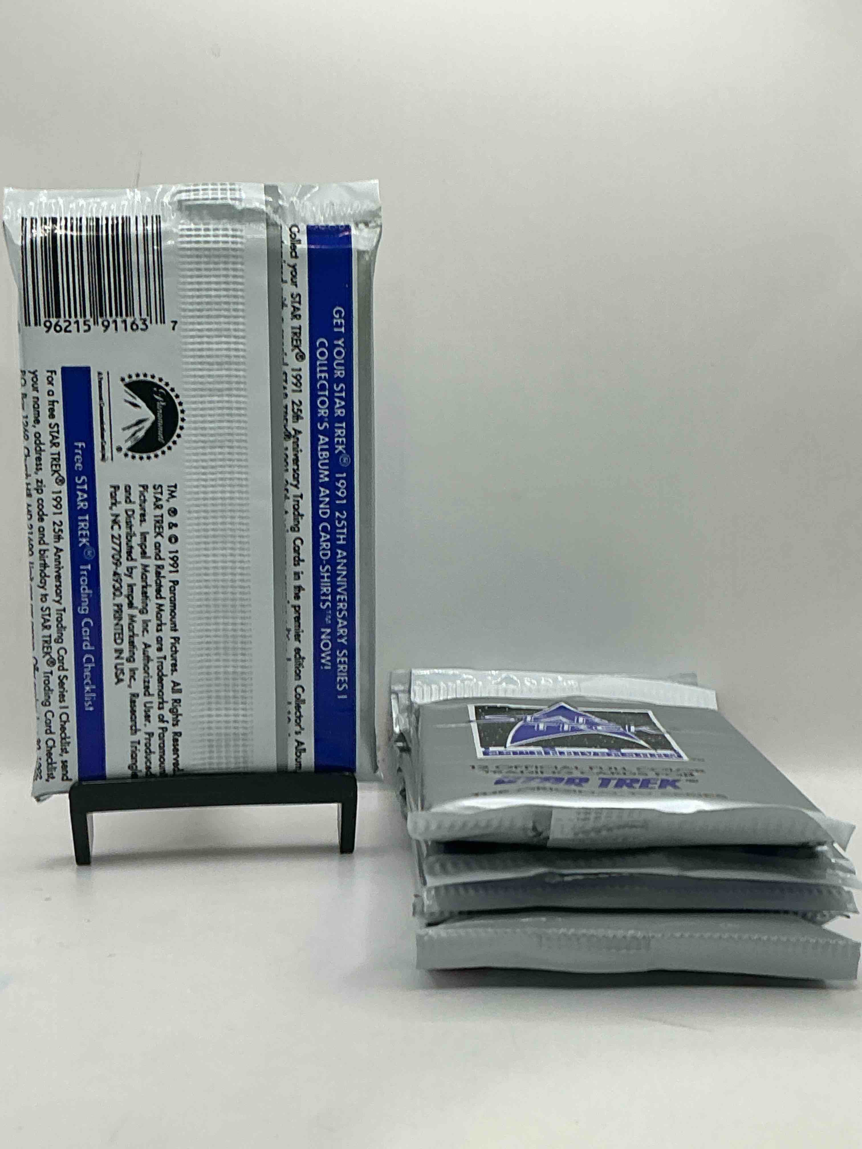 Condition photo showing New/Like New for Star Trek Rarities! 1991 Star Trek Unopened Packs, Straight From Box! Collect These Ultra Rare Packs!