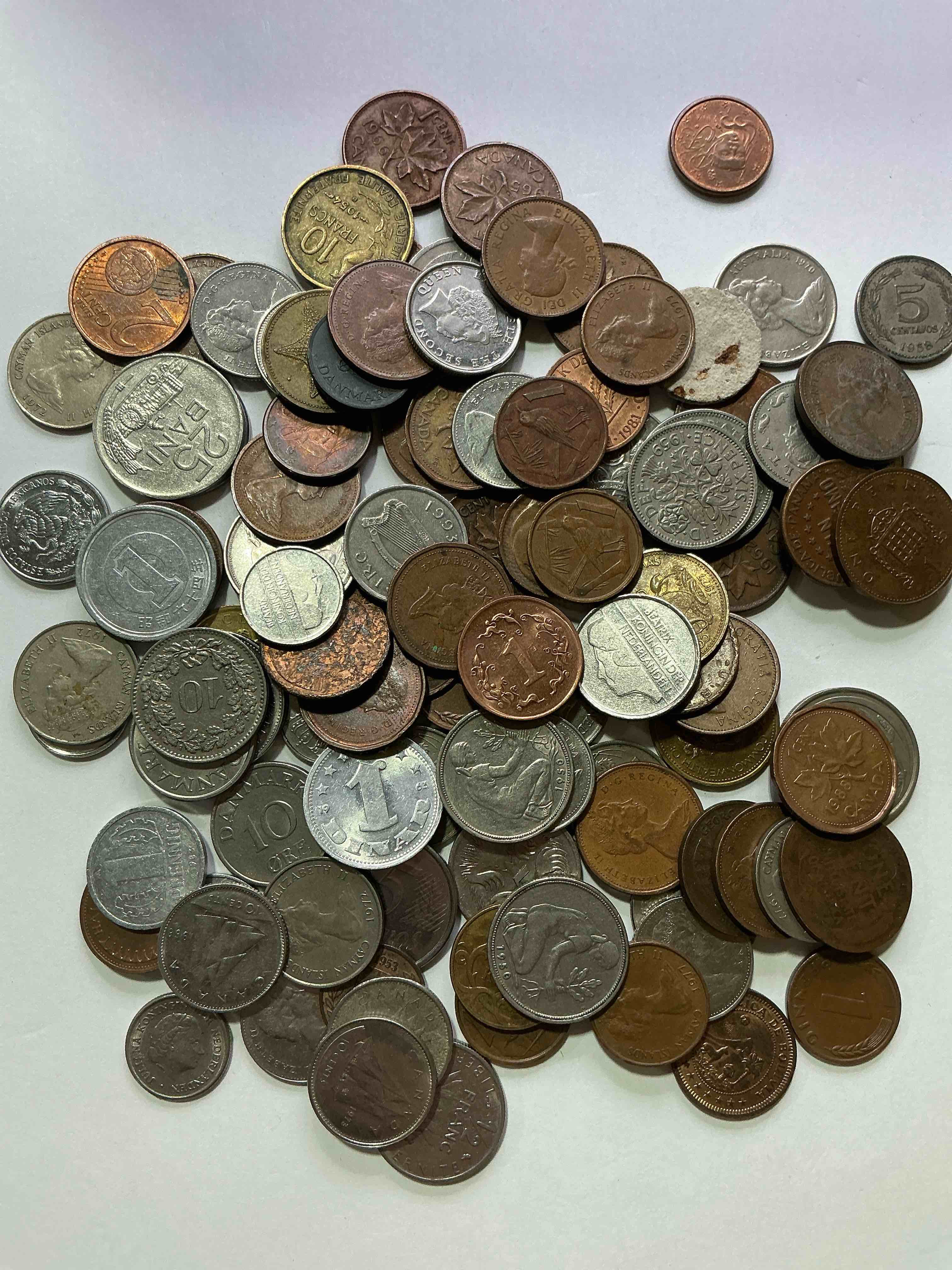 Condition photo showing Good Condition for World Coins, Antique & Vintage! Each Lot Is Unique! Many Different Years, Countries, Sizes & Exotic Places. This Cool Collection Of Antique Coins From Around The World Is Loads Of Fun! Have Fun Identifying Each Coin & Country As A Great Educational Tool! A Great Investment Too!