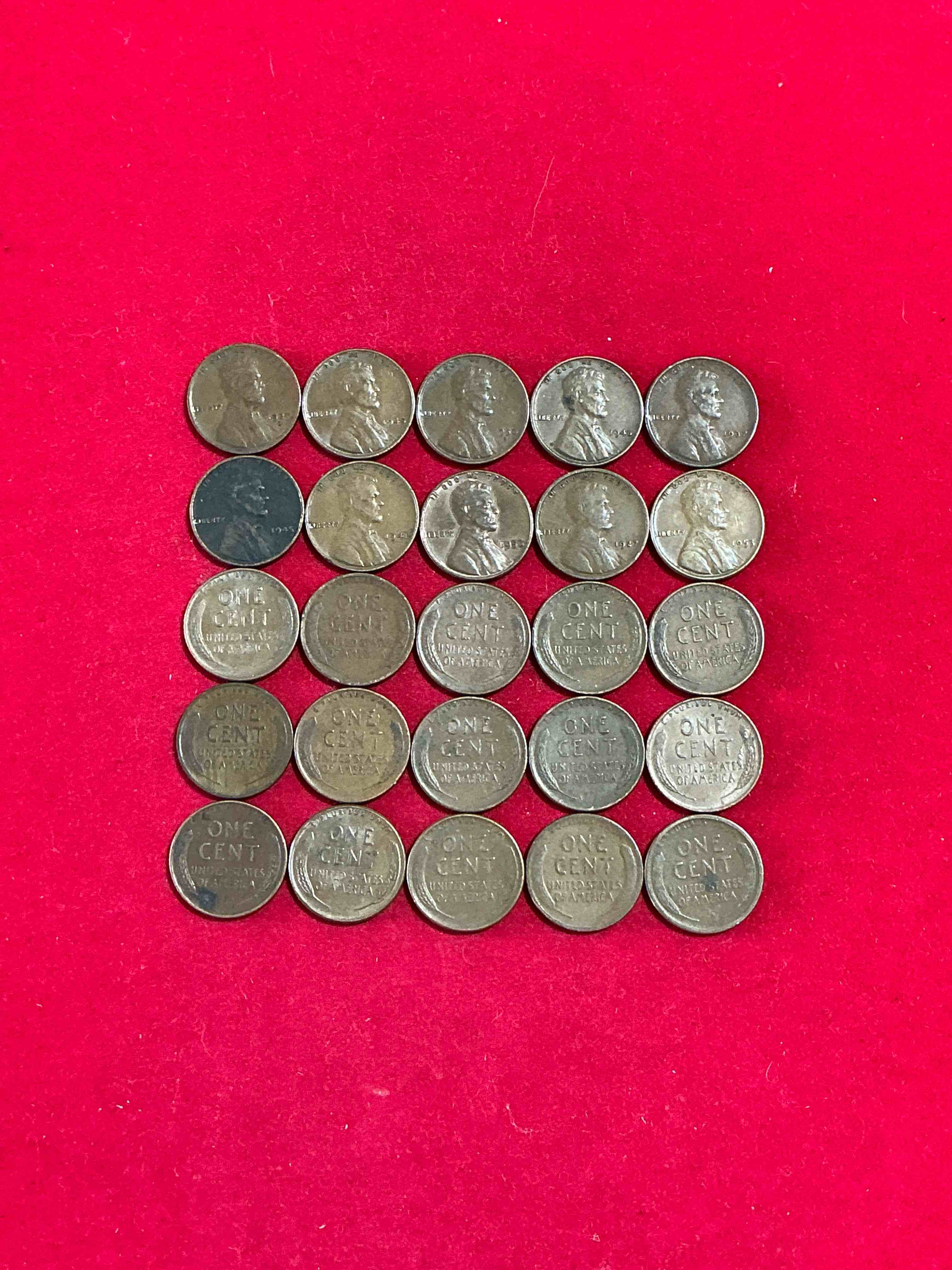 Condition photo showing Good Condition for Antique Wheat Pennies 25 Count Un-Searched Lot! Wheat Pennies Were Minted From 1909-1958 Originally Replacing The Indian Head Penny. There Are Many, Many Interesting & Valuable Years / Mint Marks In Wheat Pennies, Win This Lot & Have Fun Searching To See What You Get! A Great Way To Start Collecting Antique Coins!