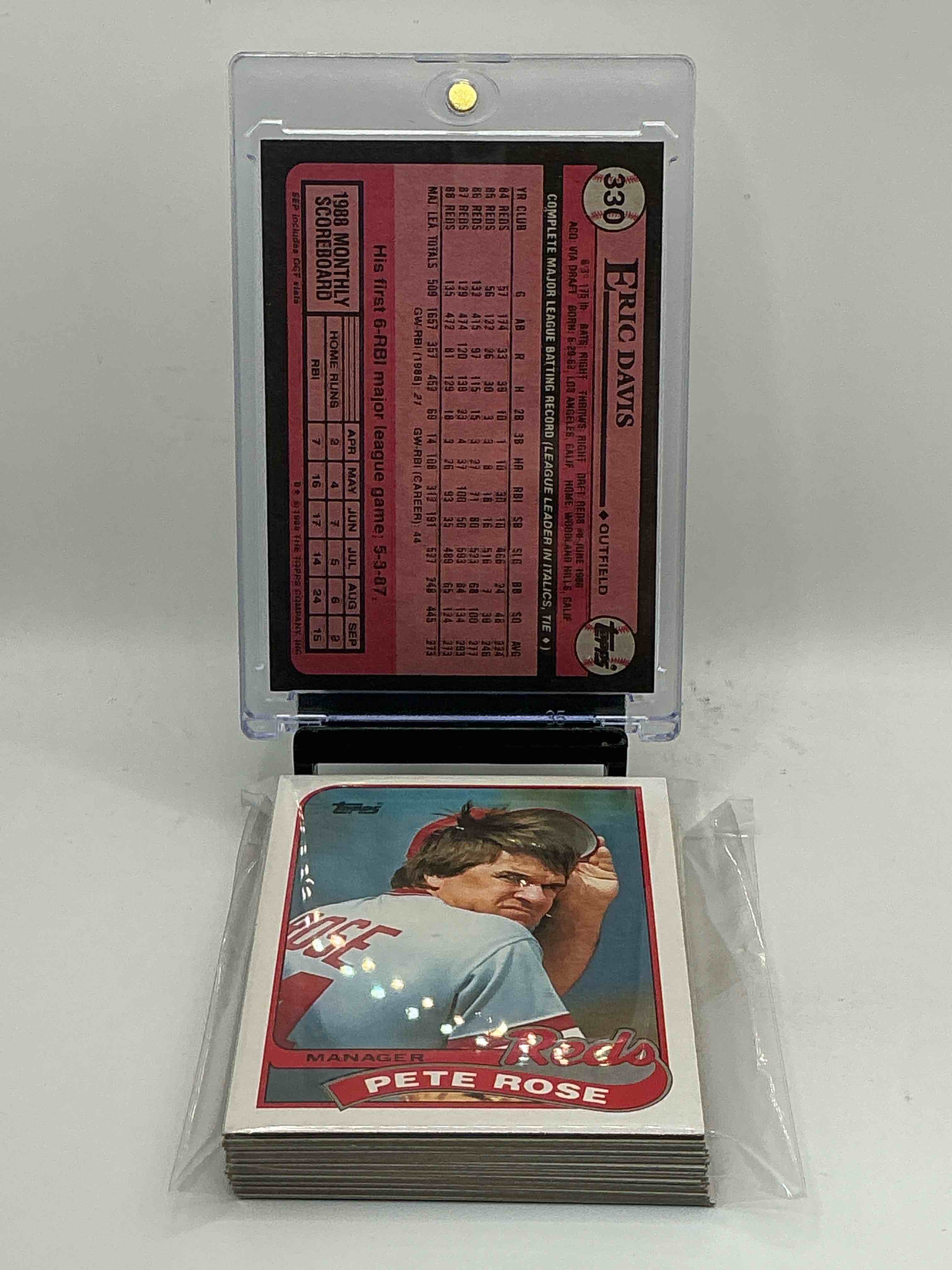 Condition photo showing New/Like New for 1989 TOPPS Ultra Rare Reds Team Set! Legends Inside Including Eric Davis, Pete Rose, Barry Larkin, Ron Oester & More!