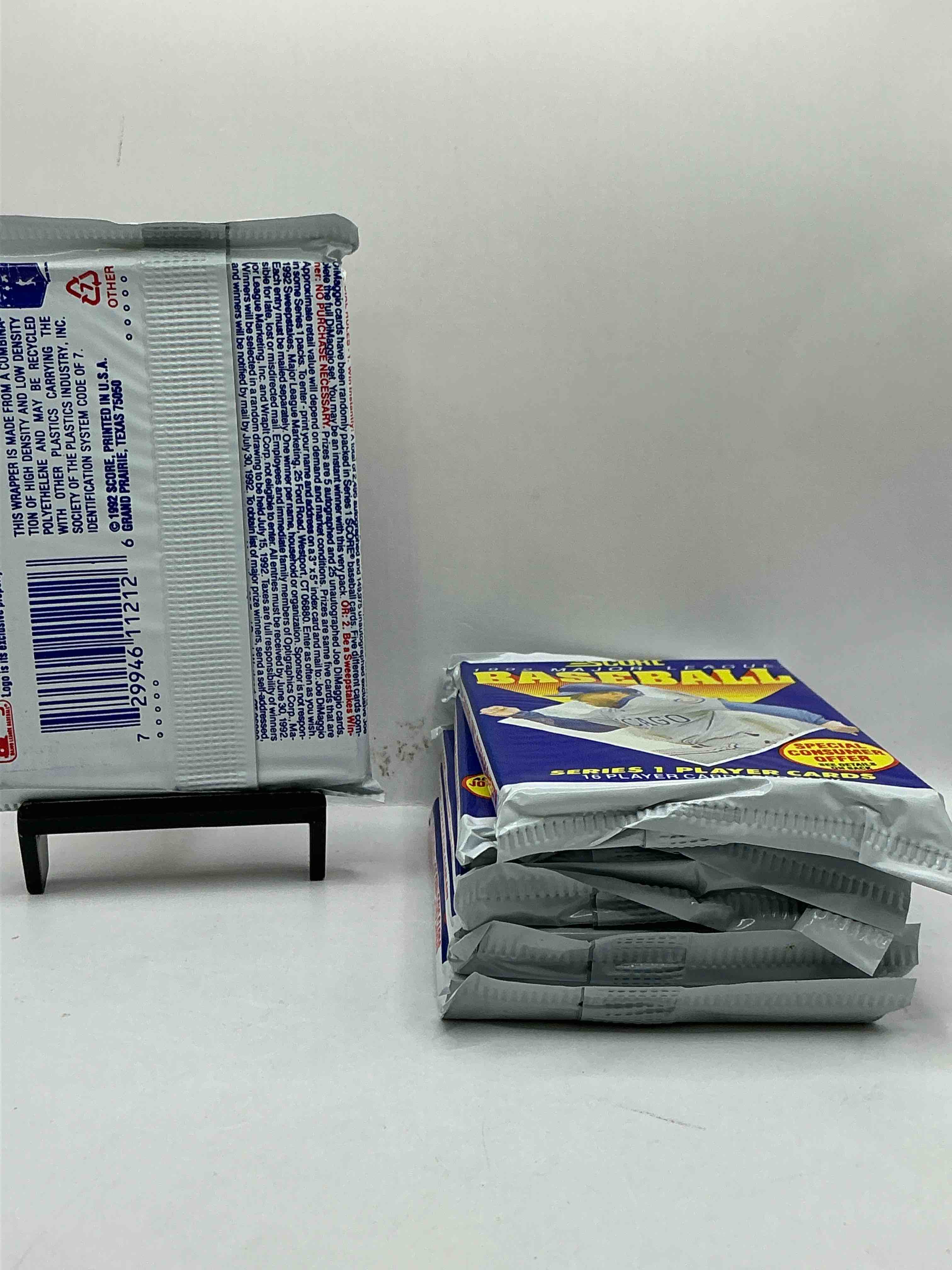 Condition photo showing New/Like New for Joe DiMaggio Autograph!? 2,495 Joe DiMaggio Randomly Inserted Signature Cards In The Packs From This Year! 1992 Score Baseball Craziness, See What You Get!
